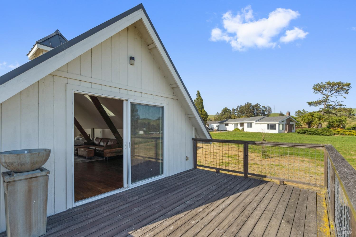 Detail Gallery Image 54 of 73 For 5082 Lakeville Hwy, Petaluma,  CA 94954 - 5 Beds | 4 Baths
