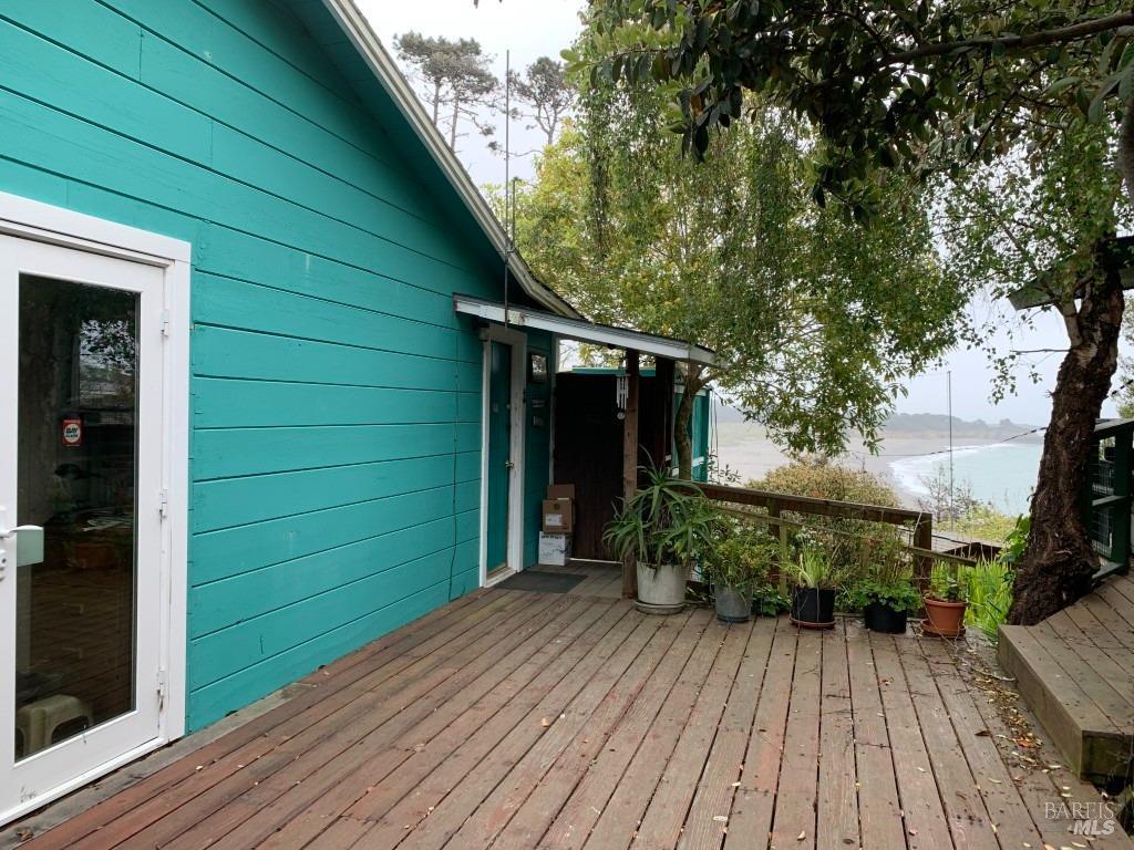 Detail Gallery Image 5 of 19 For 38882 Honey Run Ln, Gualala,  CA 95445 - 1 Beds | 1 Baths