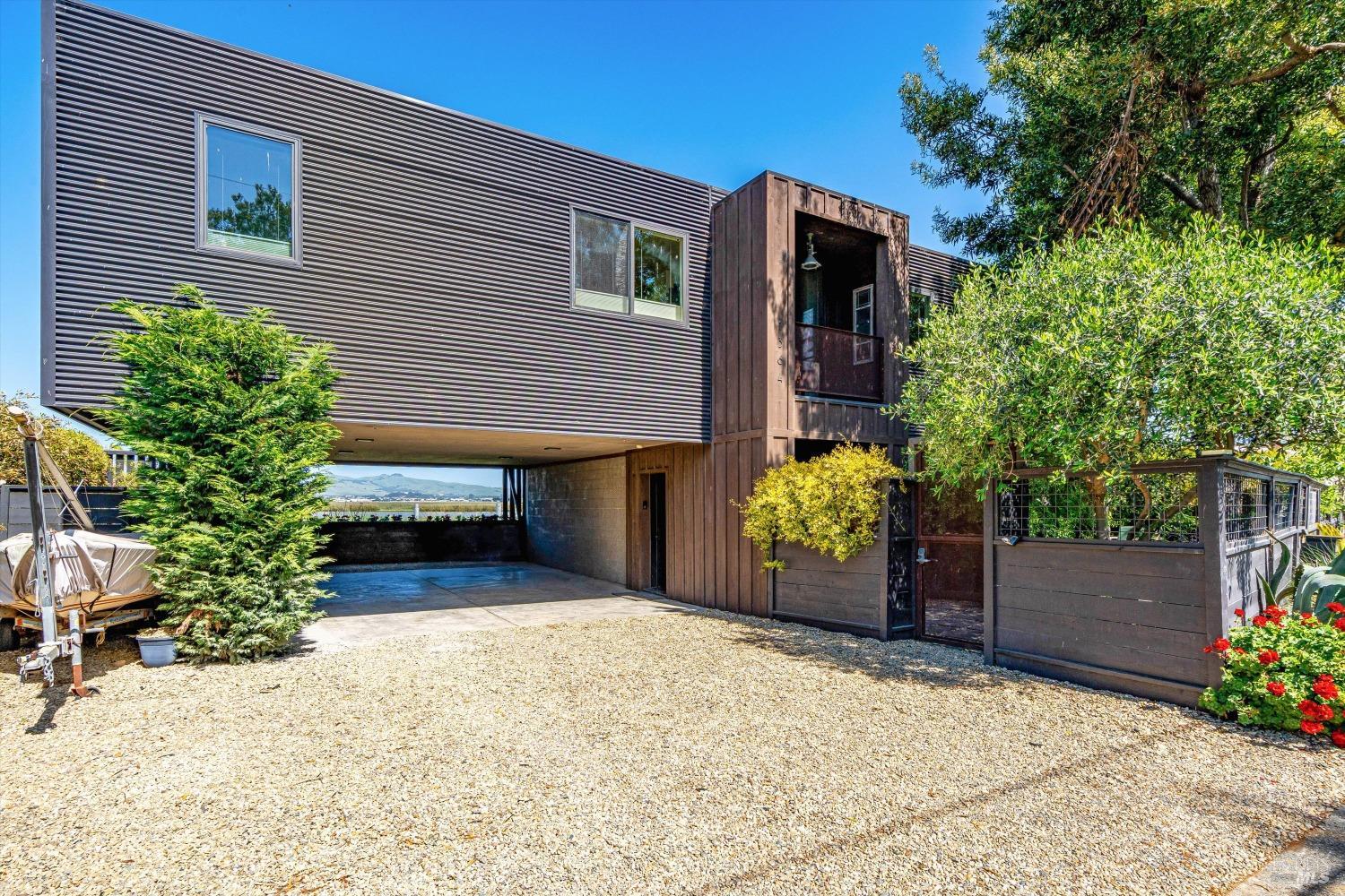 Detail Gallery Image 1 of 46 For 1364 Milton Rd, Napa,  CA 94559 - 3 Beds | 2 Baths