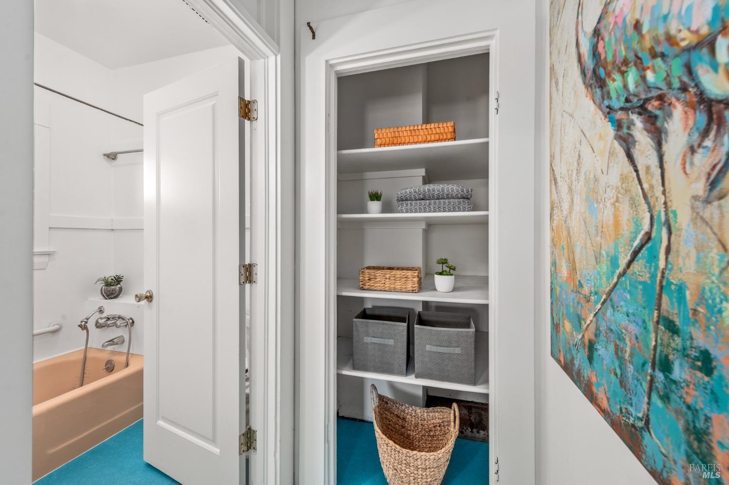Detail Gallery Image 26 of 34 For 651 King St, Santa Rosa,  CA 95404 - 2 Beds | 2 Baths