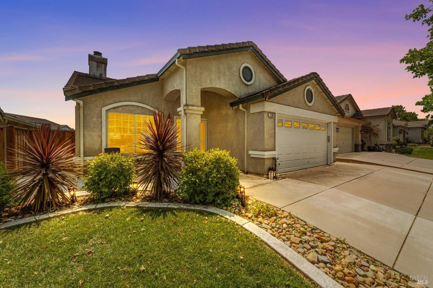 Detail Gallery Image 2 of 47 For 1760 Autumn Meadow Dr, Fairfield,  CA 94534 - 4 Beds | 2 Baths