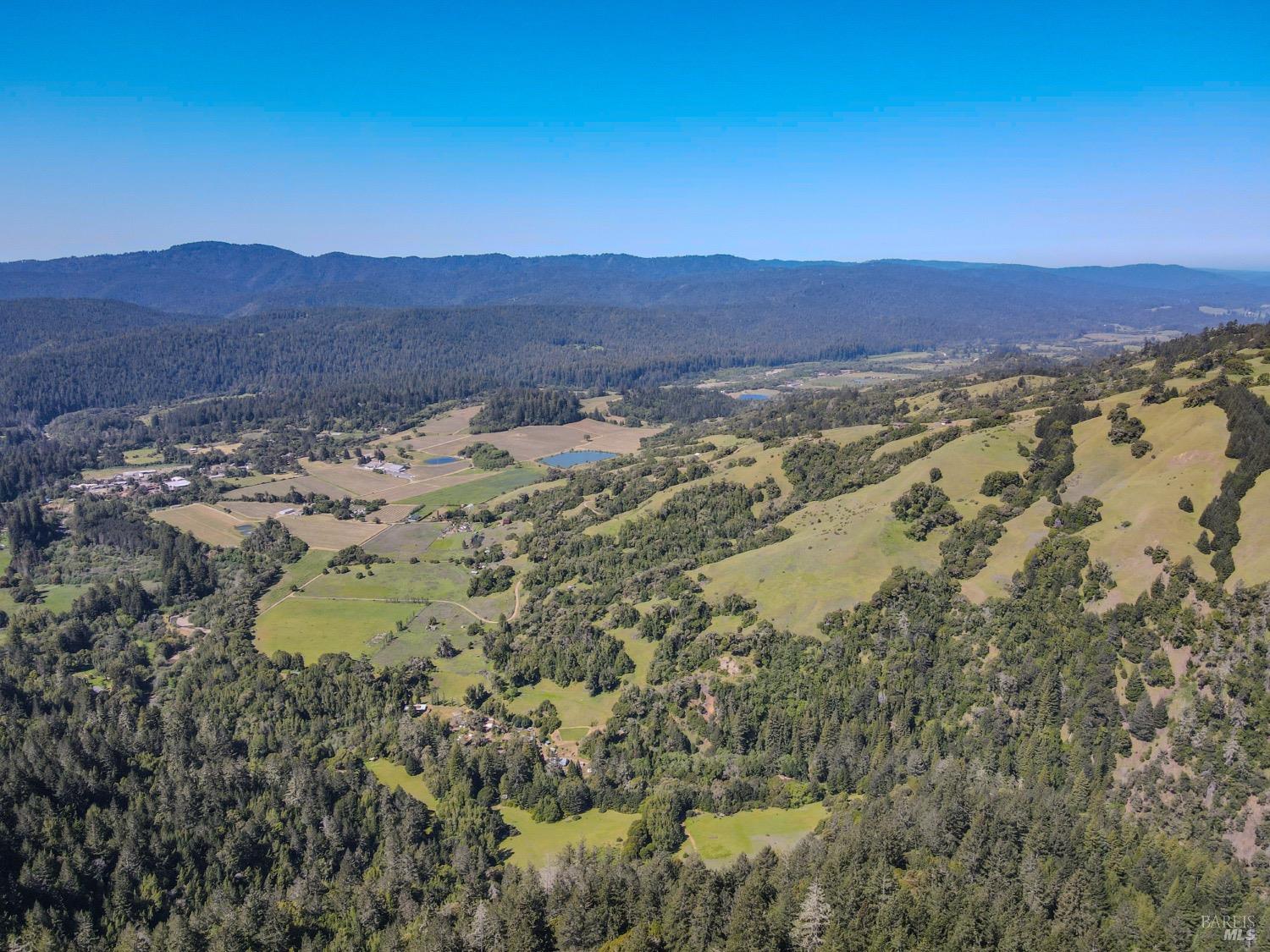 Detail Gallery Image 11 of 52 For 13740 Peregrine Rd, Boonville,  CA 95415 - – Beds | – Baths
