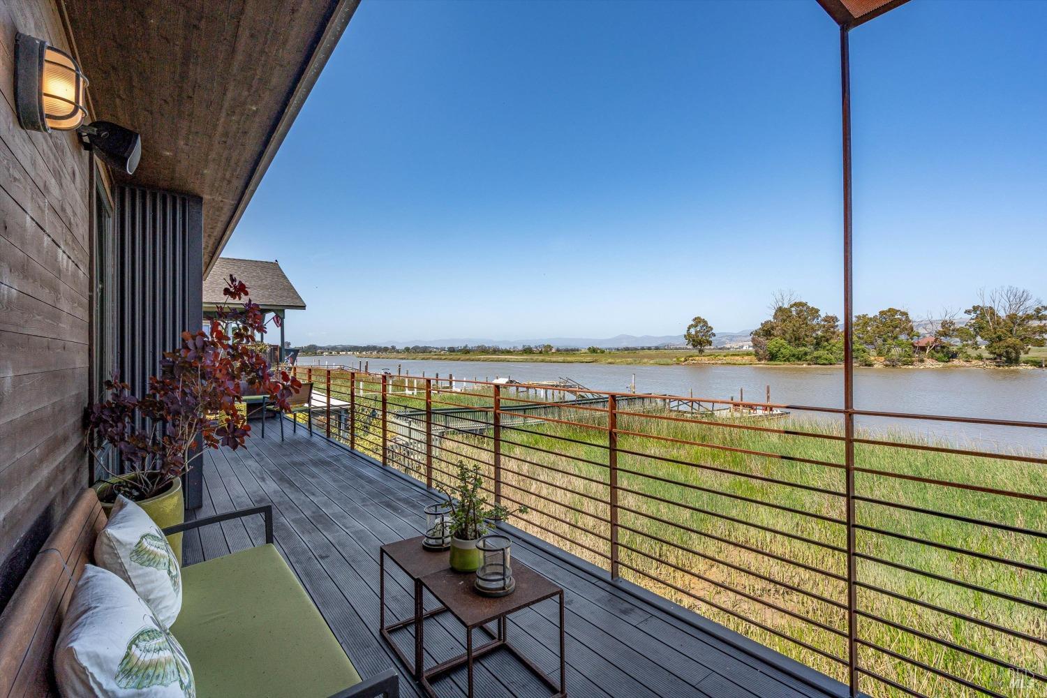 Detail Gallery Image 33 of 46 For 1364 Milton Rd, Napa,  CA 94559 - 3 Beds | 2 Baths
