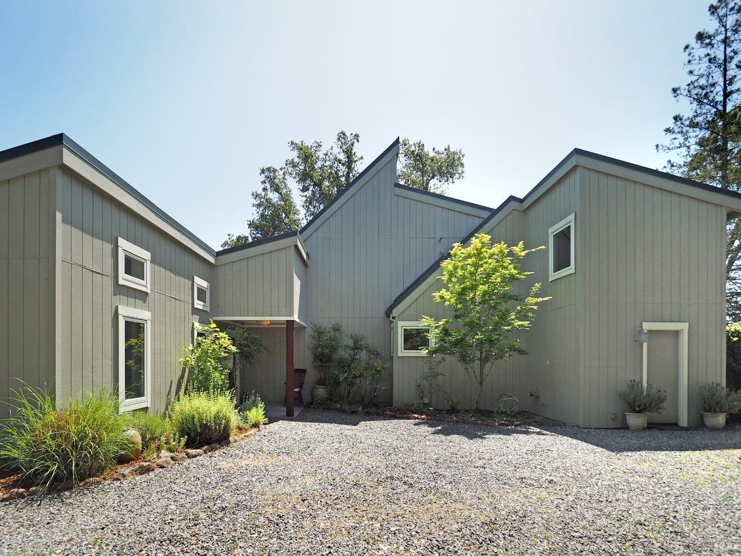 Detail Gallery Image 58 of 74 For 23078 Vineyard Rd, Geyserville,  CA 95441 - 3 Beds | 2 Baths