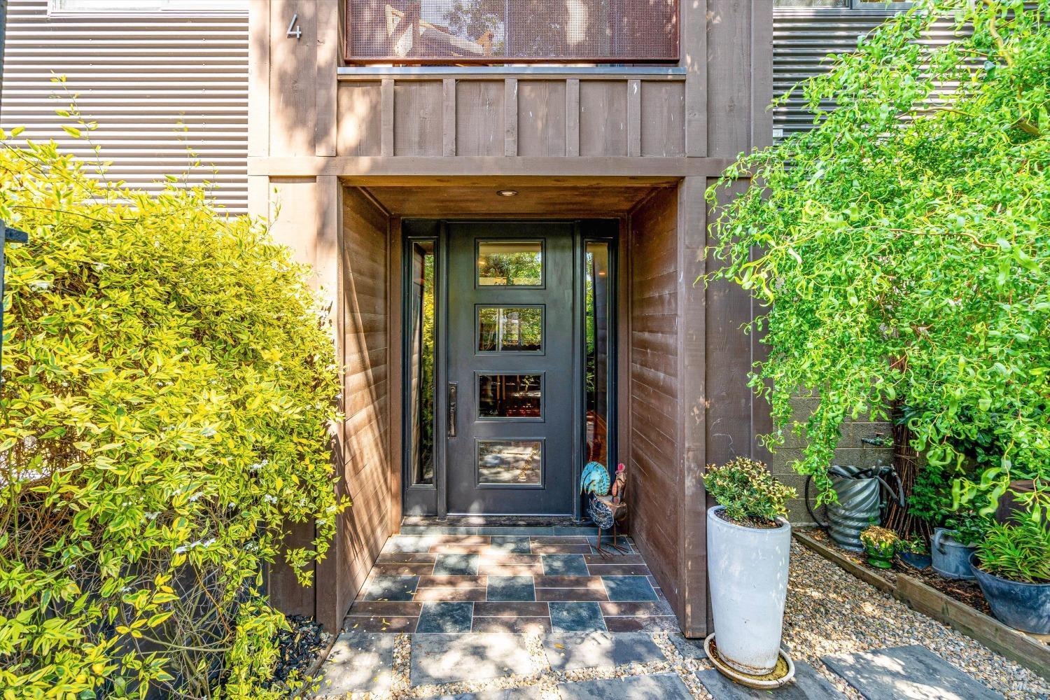 Detail Gallery Image 5 of 46 For 1364 Milton Rd, Napa,  CA 94559 - 3 Beds | 2 Baths