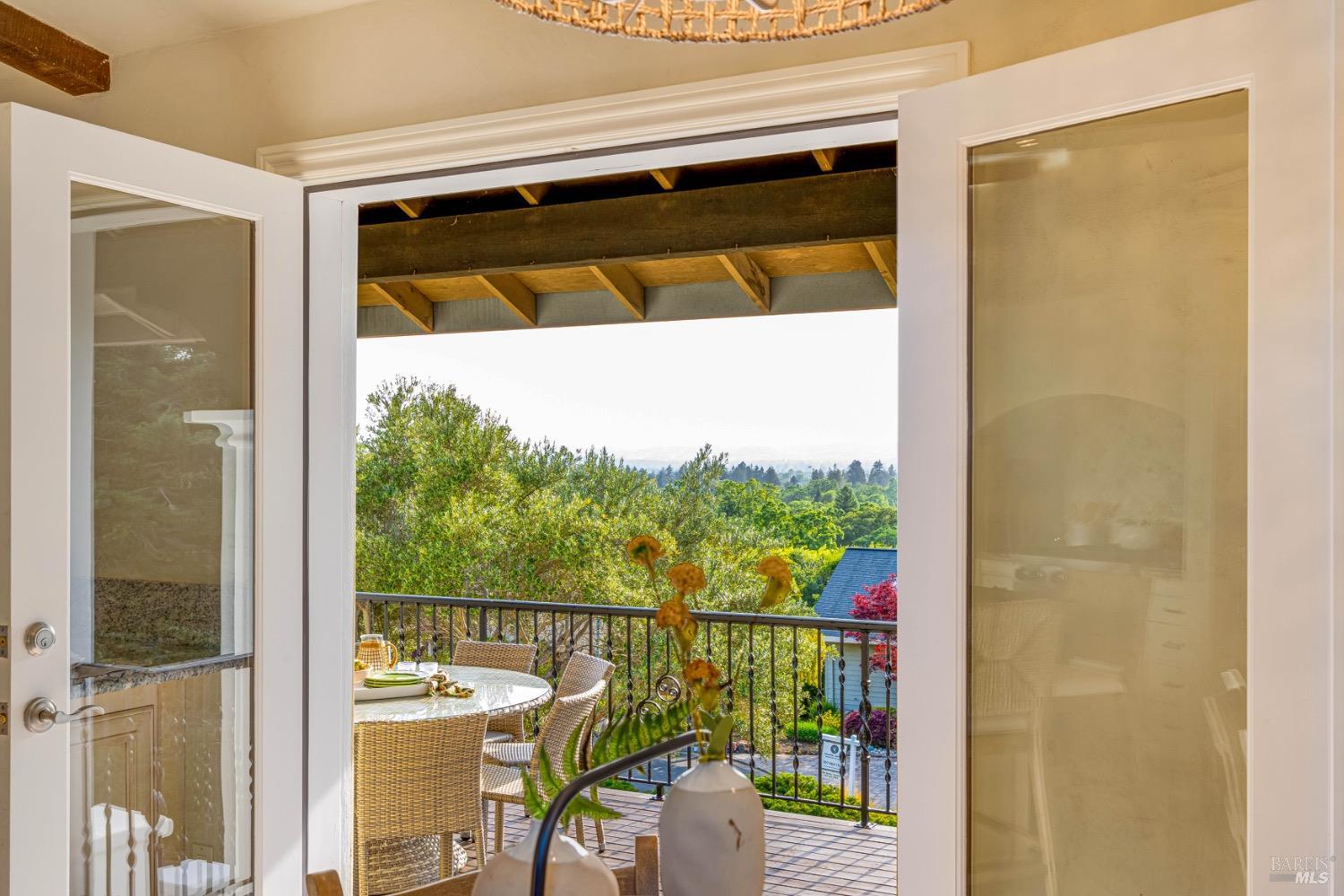 Detail Gallery Image 29 of 67 For 14 Maui Way, Napa,  CA 94558 - 4 Beds | 3 Baths