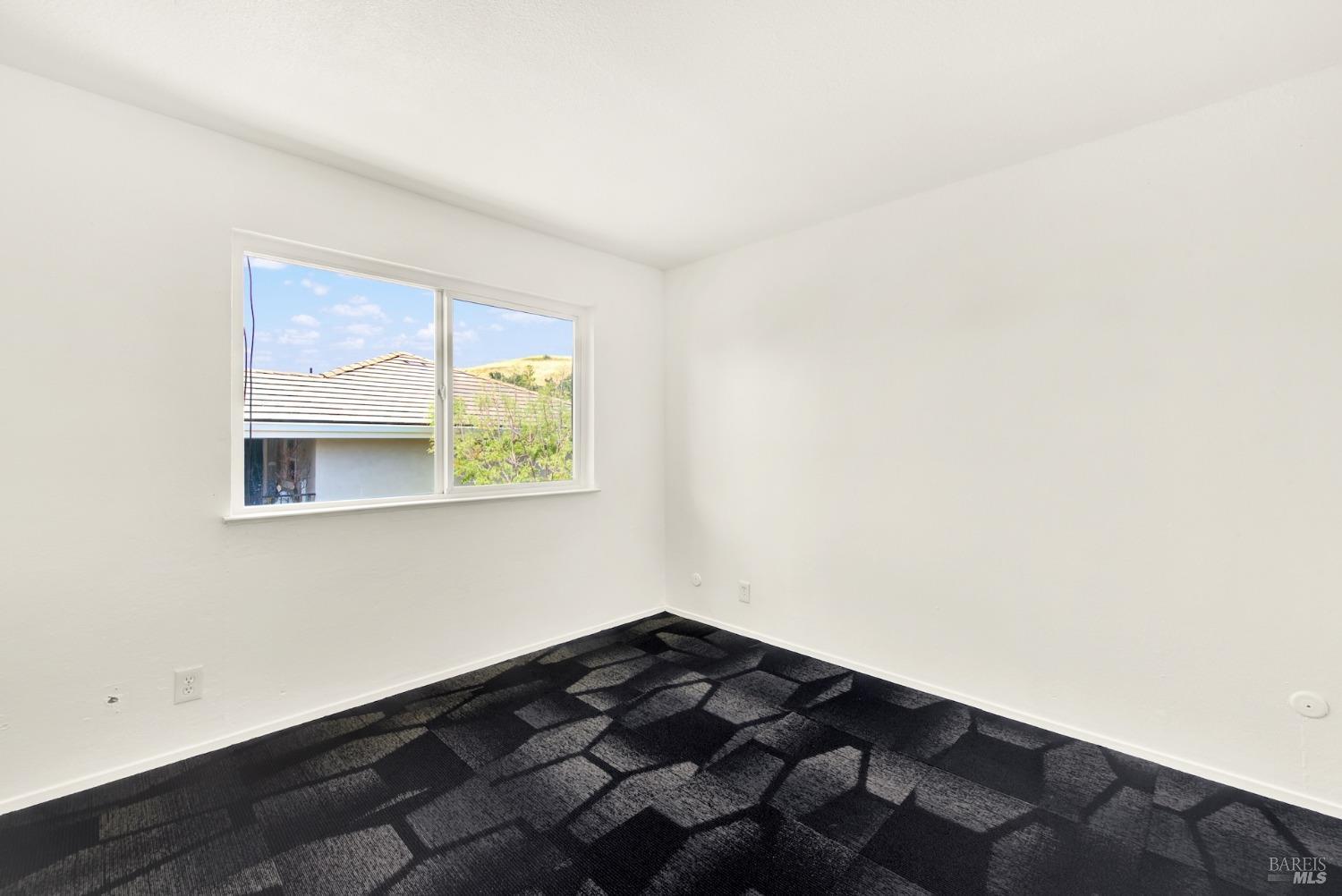 Detail Gallery Image 34 of 55 For 1402 Callen St #C,  Vacaville,  CA 95688 - 2 Beds | 1/1 Baths