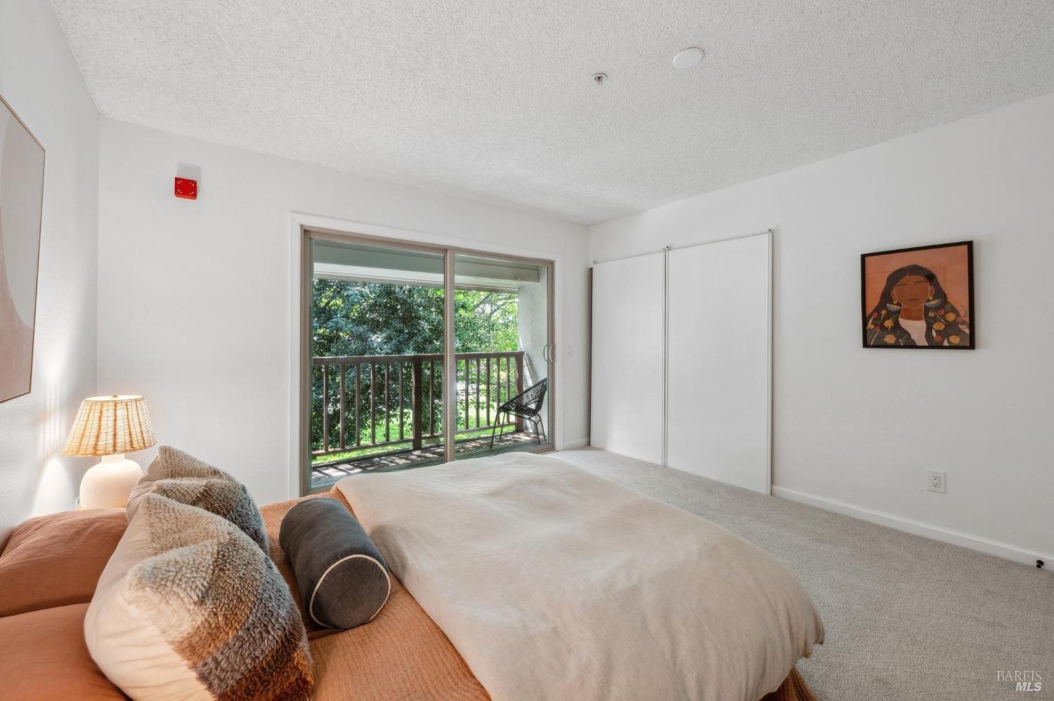 Detail Gallery Image 26 of 37 For 1002 Eleanor Ave, Rohnert Park,  CA 94928 - 2 Beds | 1/1 Baths