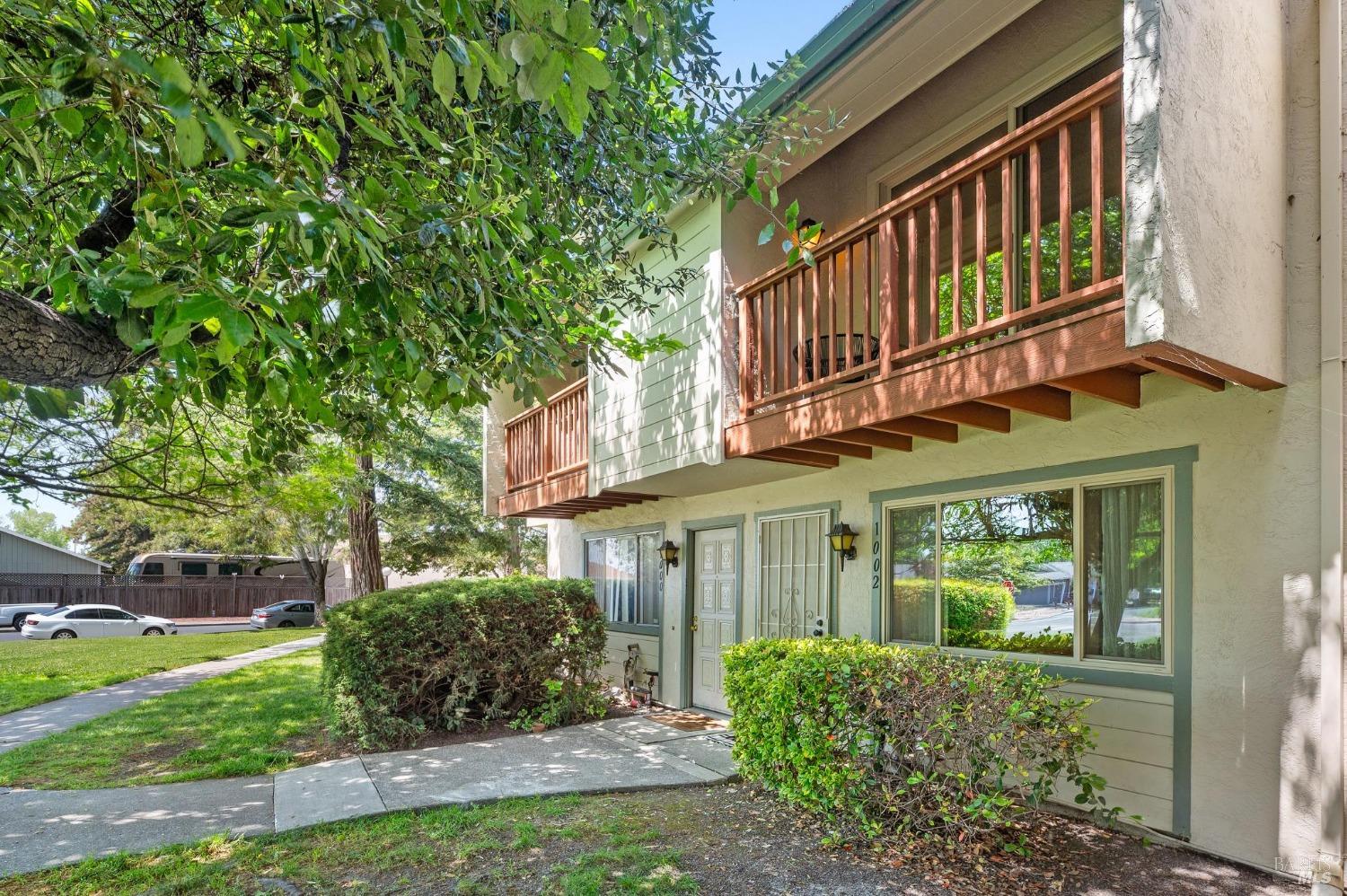 Detail Gallery Image 36 of 37 For 1002 Eleanor Ave, Rohnert Park,  CA 94928 - 2 Beds | 1/1 Baths