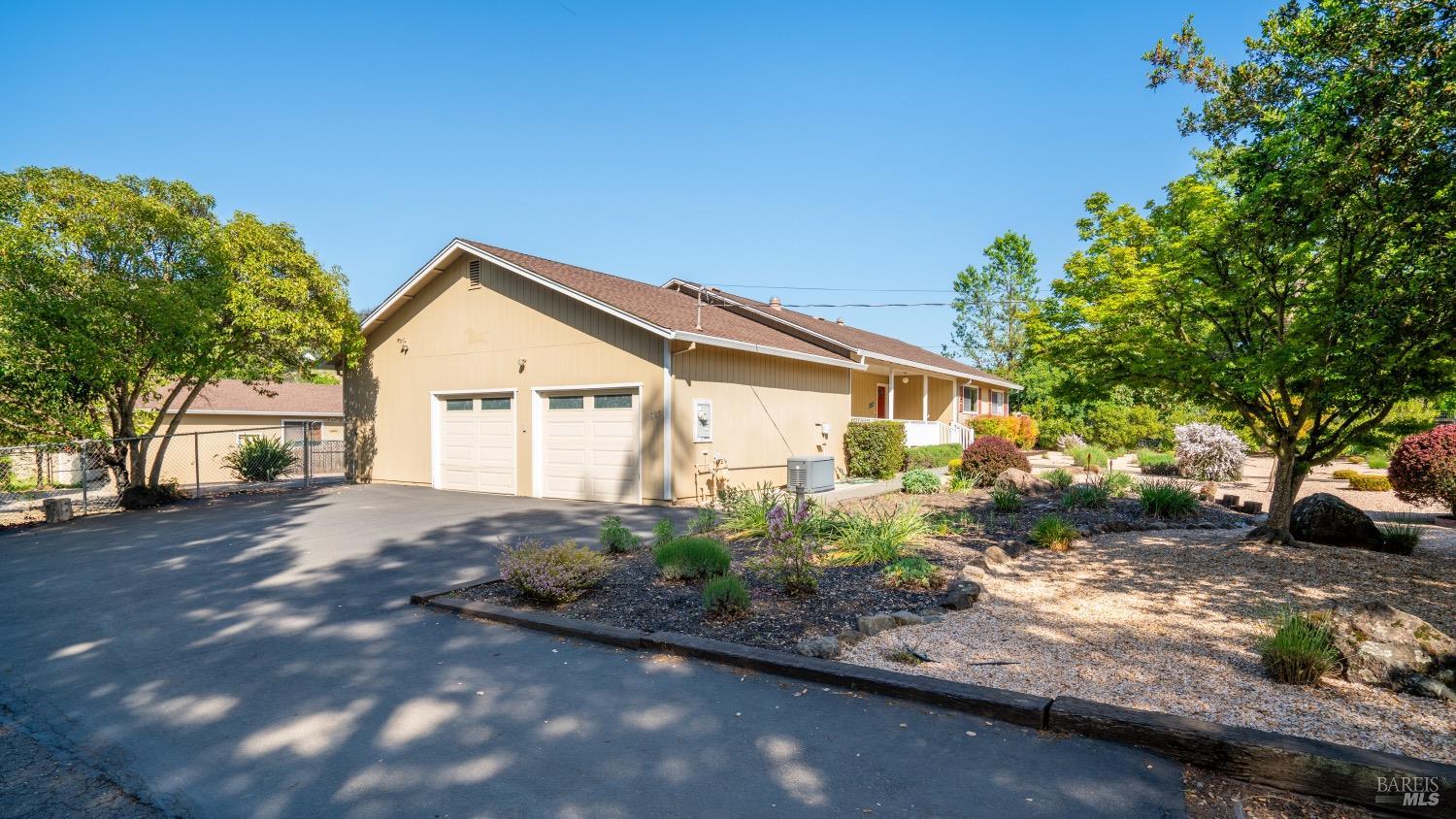 Detail Gallery Image 4 of 43 For 6285 Melita Rd, Santa Rosa,  CA 95409 - 3 Beds | 2 Baths