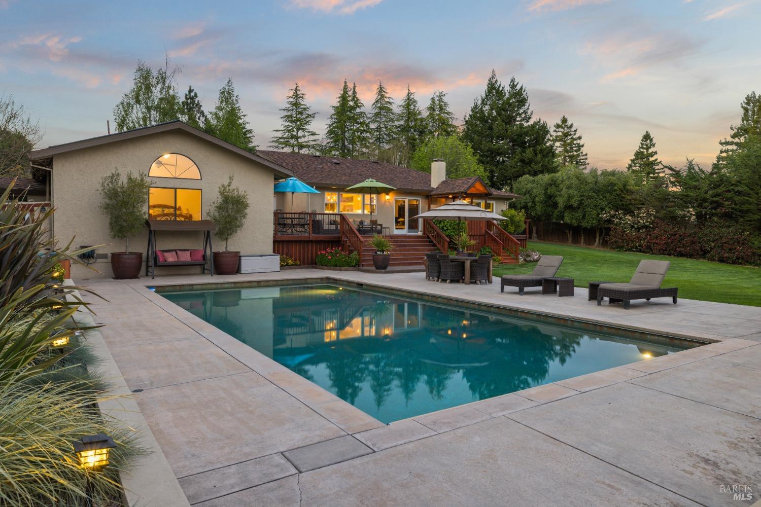 Detail Gallery Image 1 of 1 For 5266 Blank Rd, Sebastopol,  CA 95472 - 4 Beds | 3/1 Baths