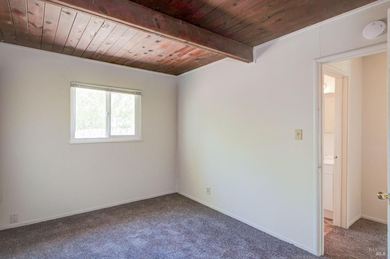 Detail Gallery Image 10 of 15 For 1450 Magazine St, Vallejo,  CA 94591 - 3 Beds | 1 Baths