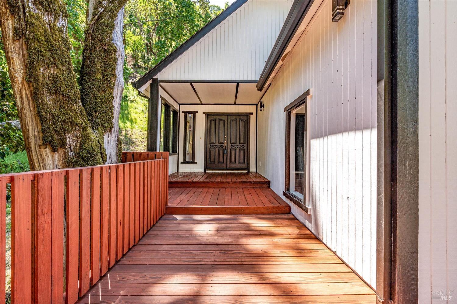 Detail Gallery Image 3 of 42 For 168 Ridgecrest Dr, Napa,  CA 94558 - 3 Beds | 2 Baths