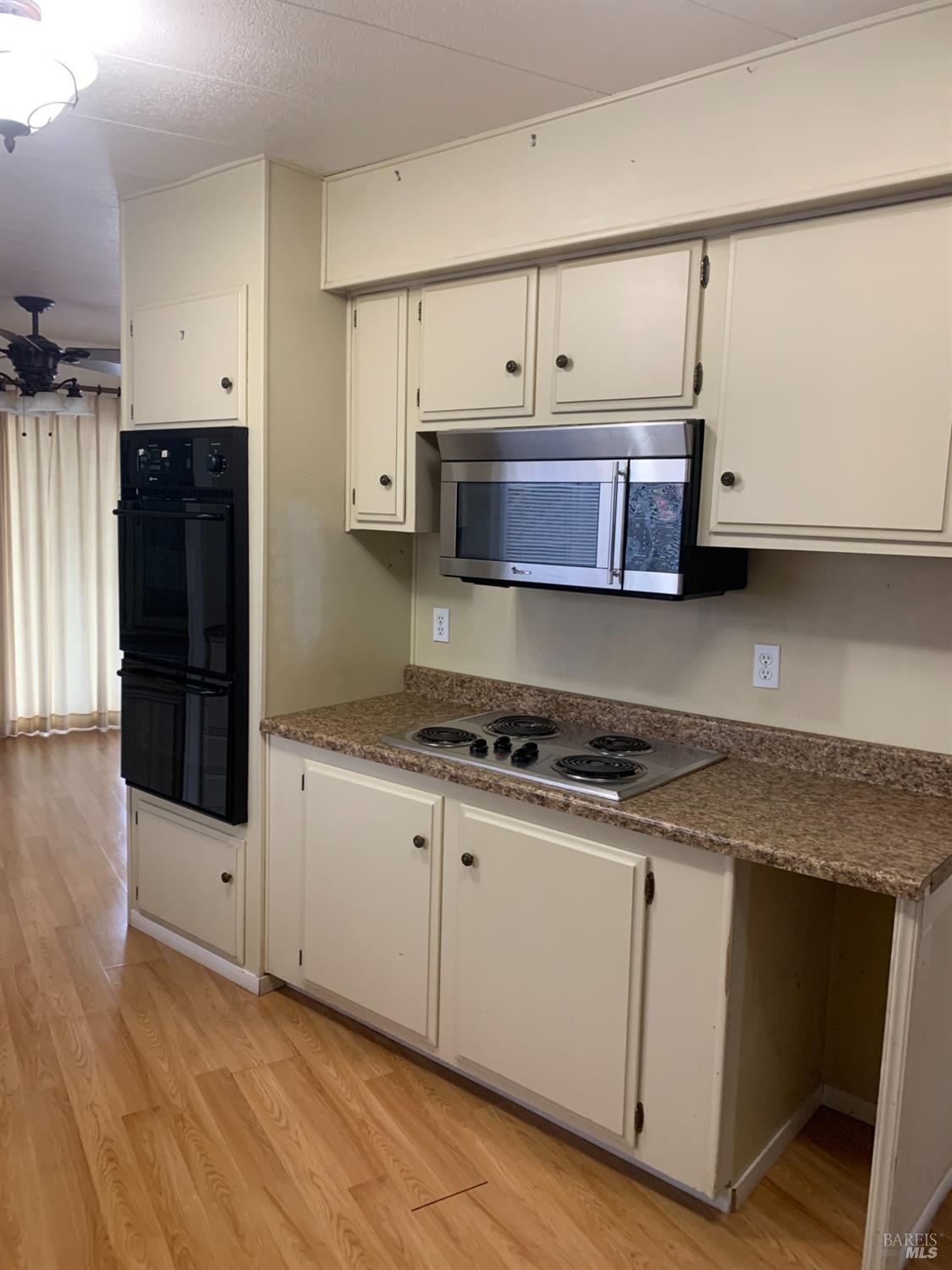 Detail Gallery Image 17 of 33 For 1800 South Main St 23, Lakeport,  CA 95453 - 2 Beds | 2 Baths