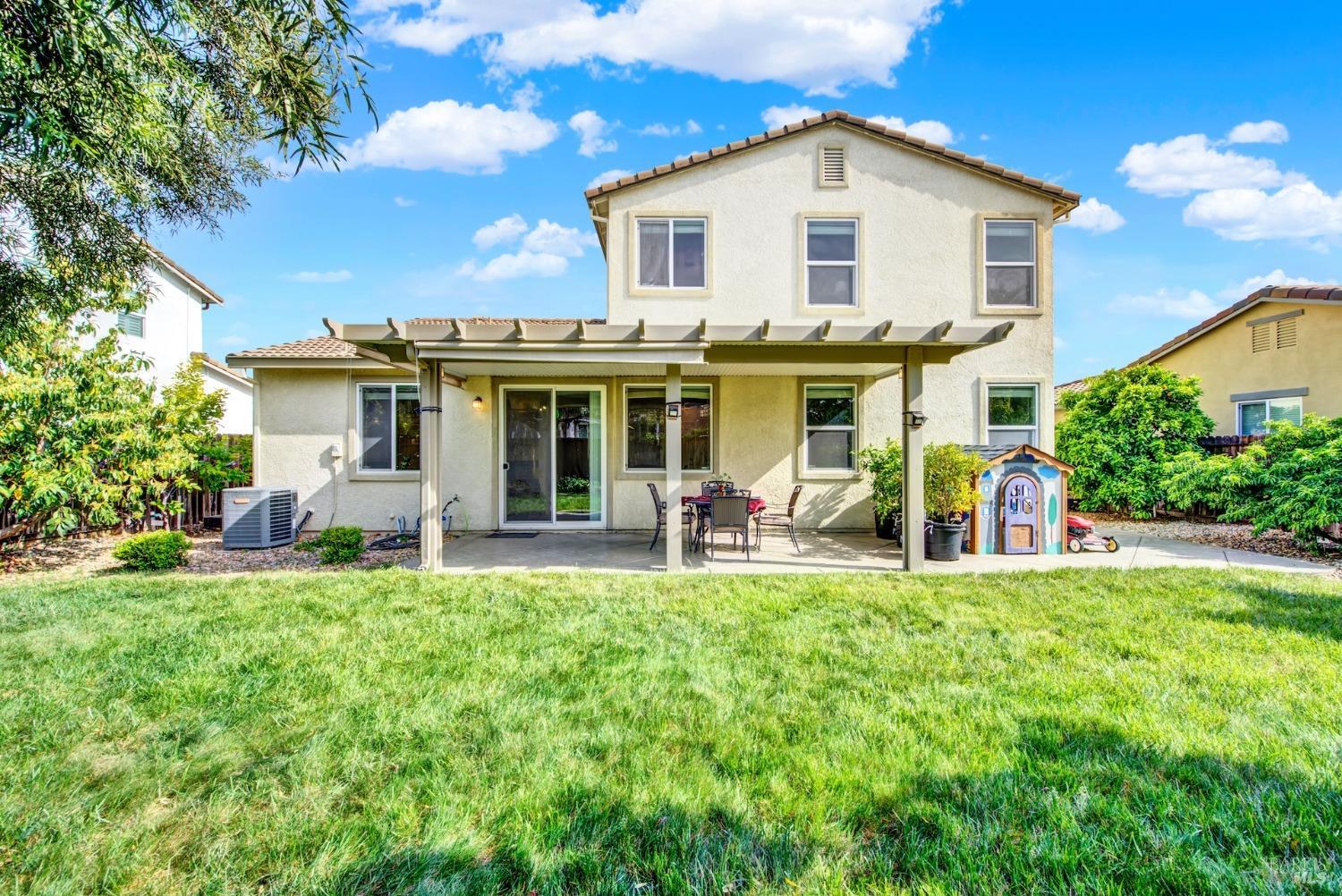 Detail Gallery Image 41 of 54 For 212 via Del Sol Unkn, Vacaville,  CA 95687 - 4 Beds | 3 Baths