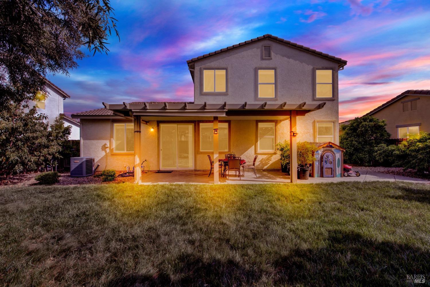Detail Gallery Image 53 of 54 For 212 via Del Sol Unkn, Vacaville,  CA 95687 - 4 Beds | 3 Baths