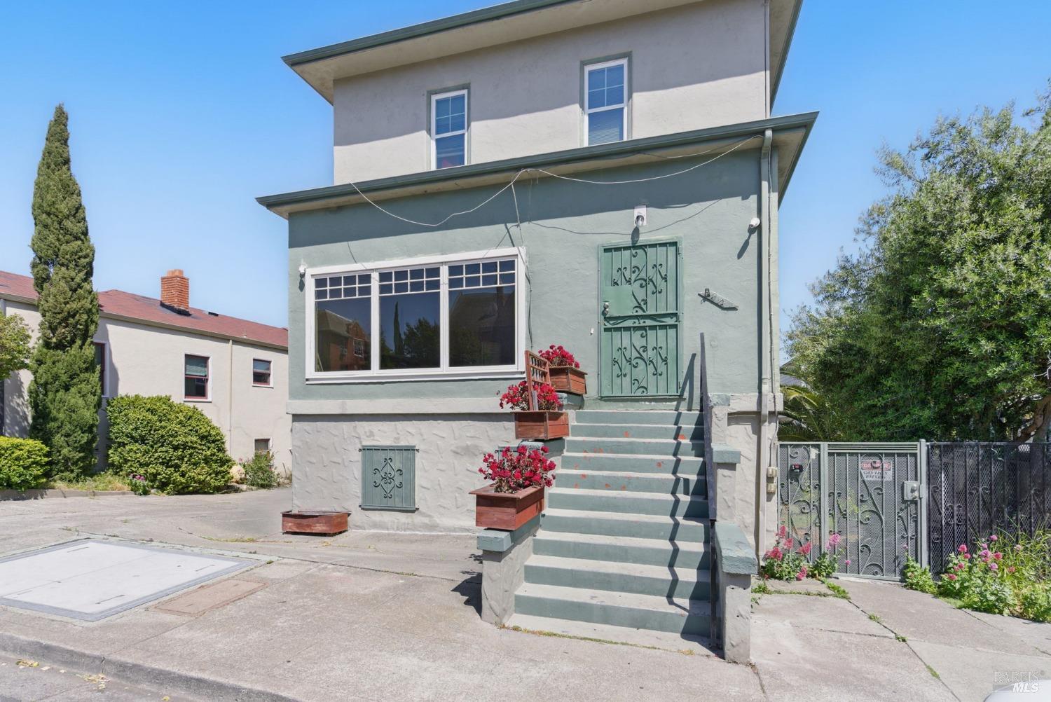 Detail Gallery Image 3 of 59 For 914 Sacramento St, Vallejo,  CA 94590 - – Beds | – Baths