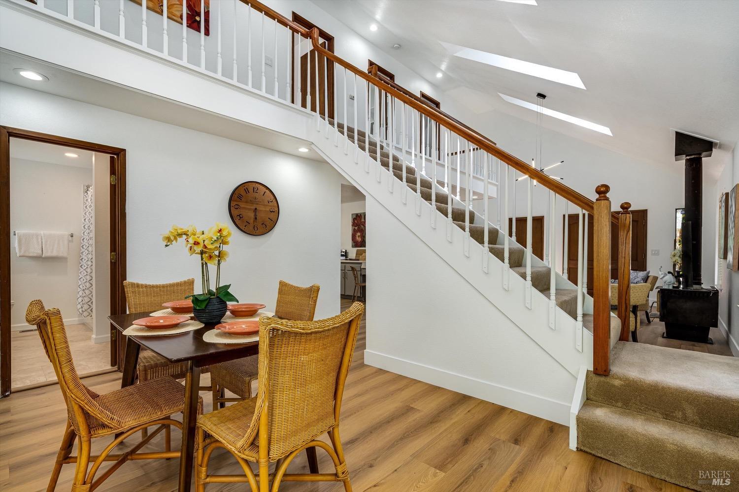 Detail Gallery Image 11 of 42 For 168 Ridgecrest Dr, Napa,  CA 94558 - 3 Beds | 2 Baths