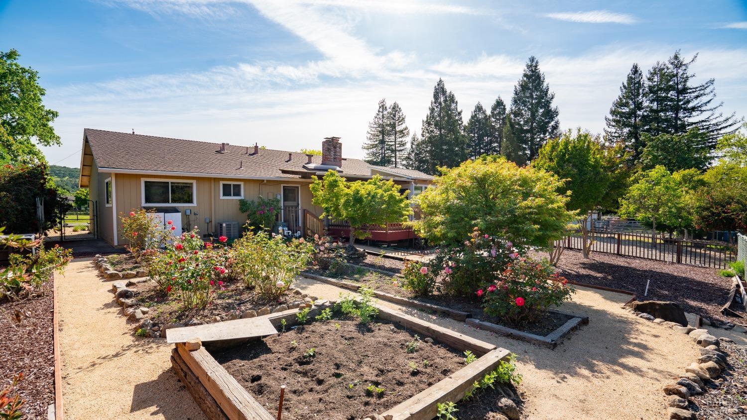 Detail Gallery Image 29 of 43 For 6285 Melita Rd, Santa Rosa,  CA 95409 - 3 Beds | 2 Baths