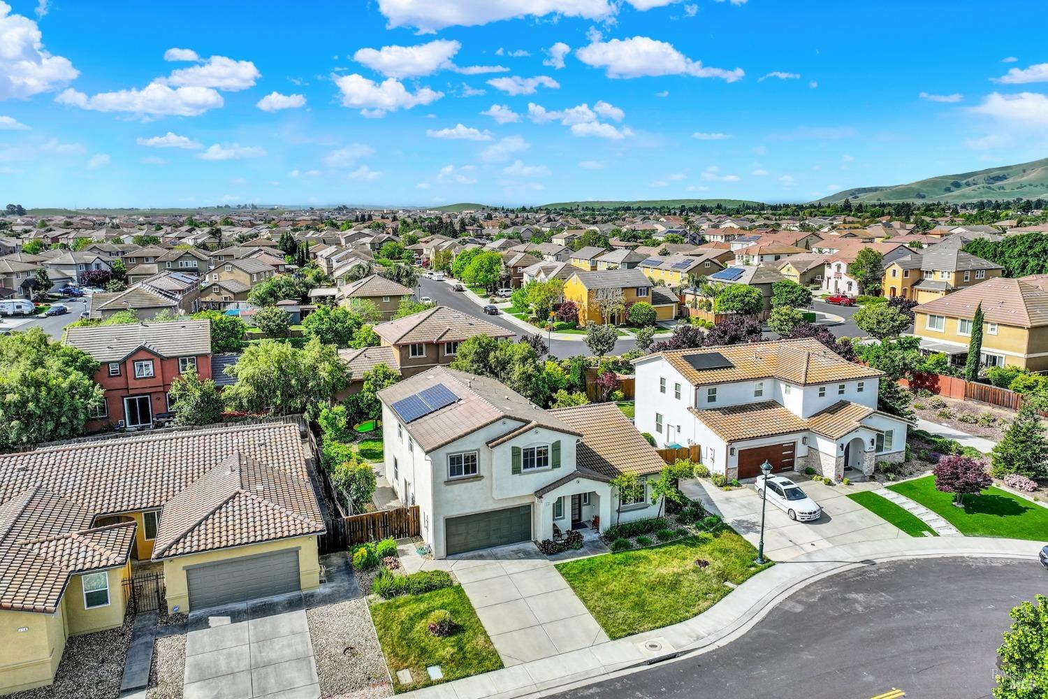 Detail Gallery Image 4 of 54 For 212 via Del Sol Unkn, Vacaville,  CA 95687 - 4 Beds | 3 Baths