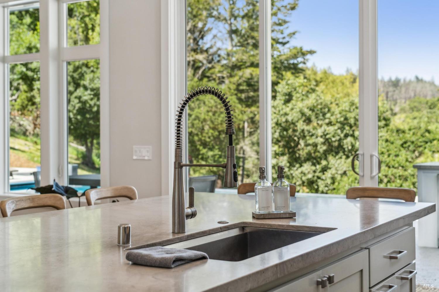 Detail Gallery Image 7 of 75 For 2883 Bristol Rd, Kenwood,  CA 95452 - 3 Beds | 4/1 Baths