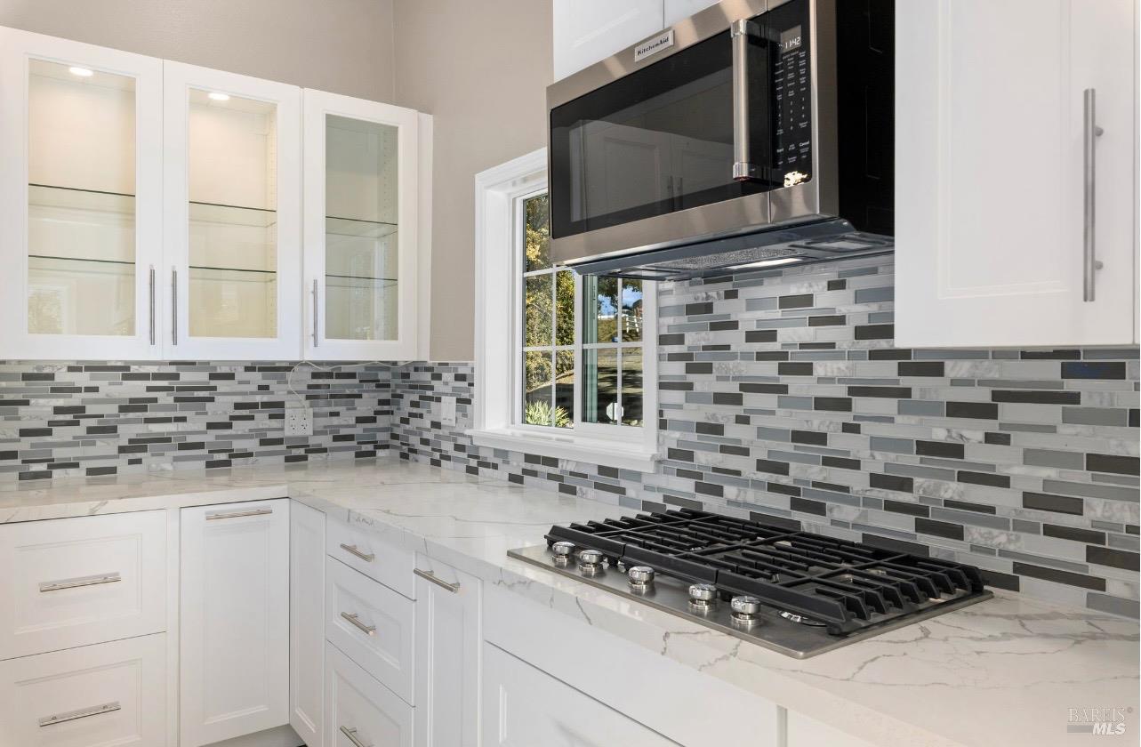 Detail Gallery Image 6 of 32 For 6741 Live Oak Dr, Kelseyville,  CA 95451 - 4 Beds | 3 Baths