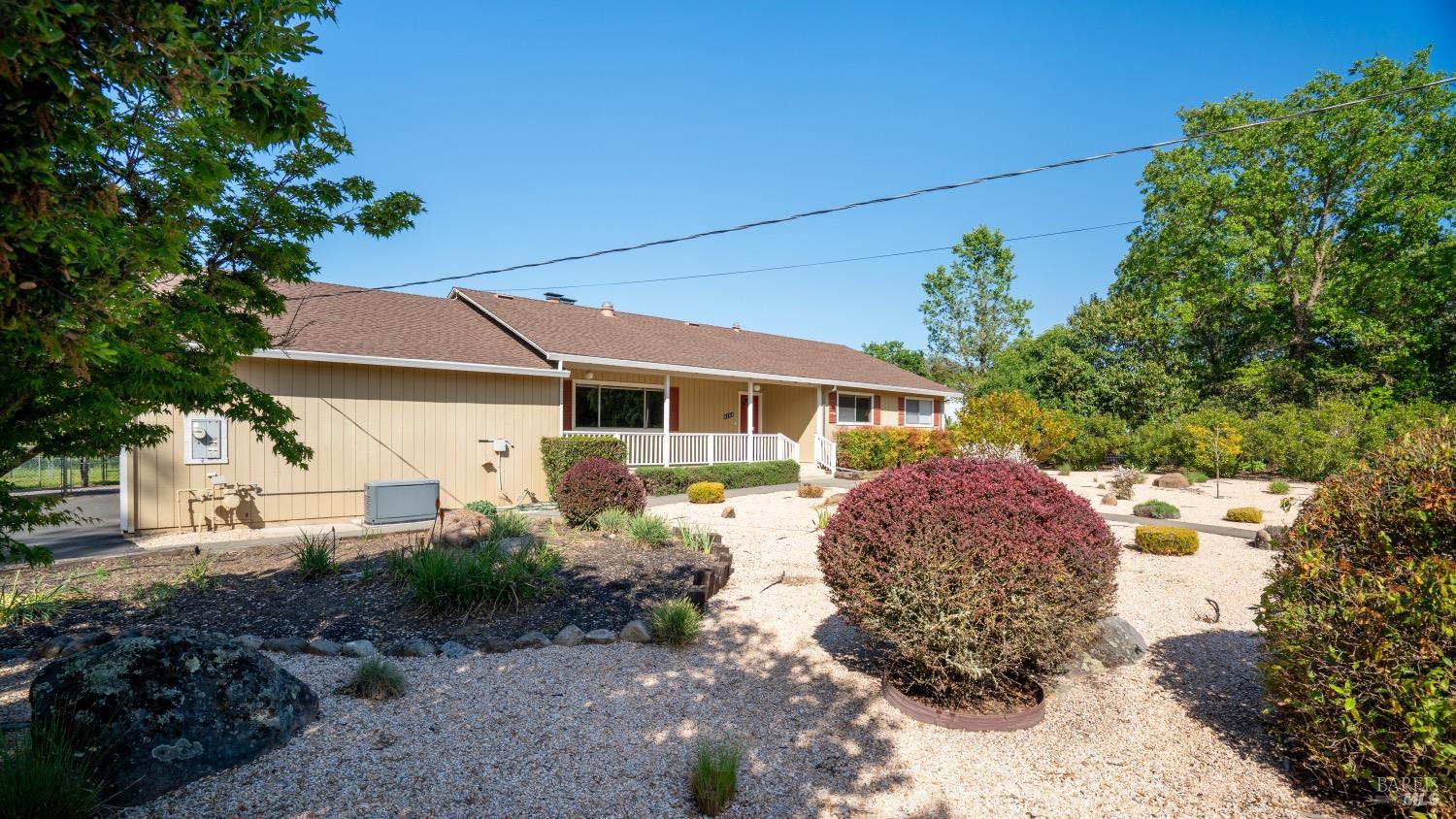 Detail Gallery Image 3 of 43 For 6285 Melita Rd, Santa Rosa,  CA 95409 - 3 Beds | 2 Baths