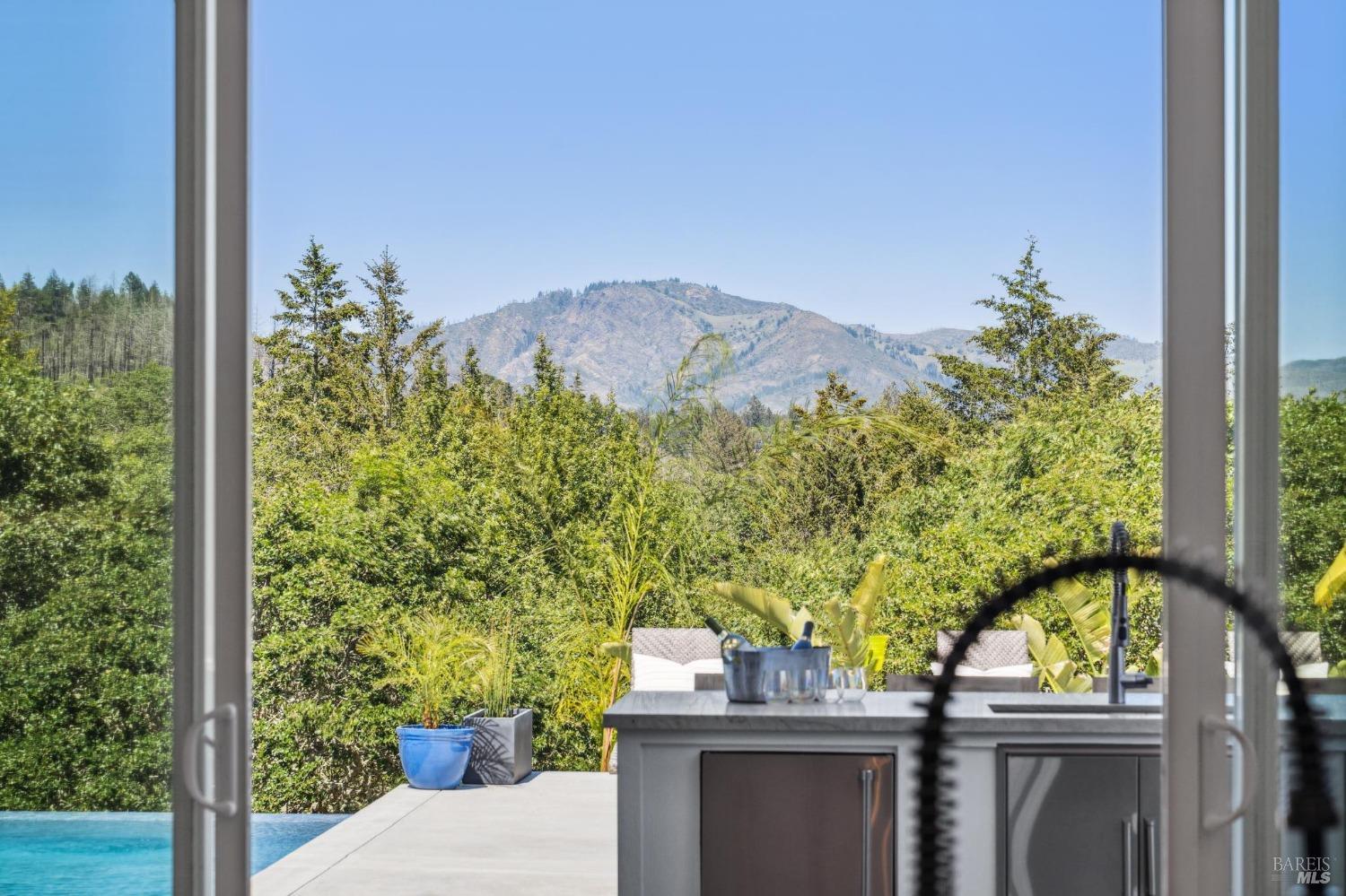 Detail Gallery Image 6 of 75 For 2883 Bristol Rd, Kenwood,  CA 95452 - 3 Beds | 4/1 Baths