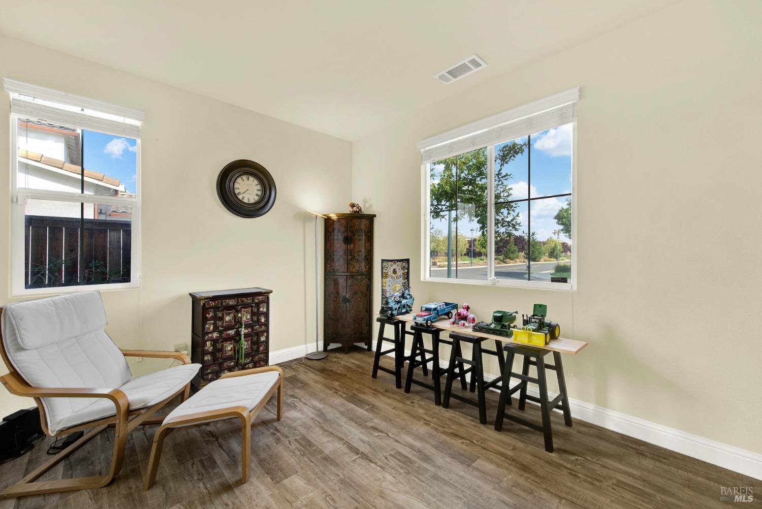 Detail Gallery Image 17 of 54 For 212 via Del Sol Unkn, Vacaville,  CA 95687 - 4 Beds | 3 Baths