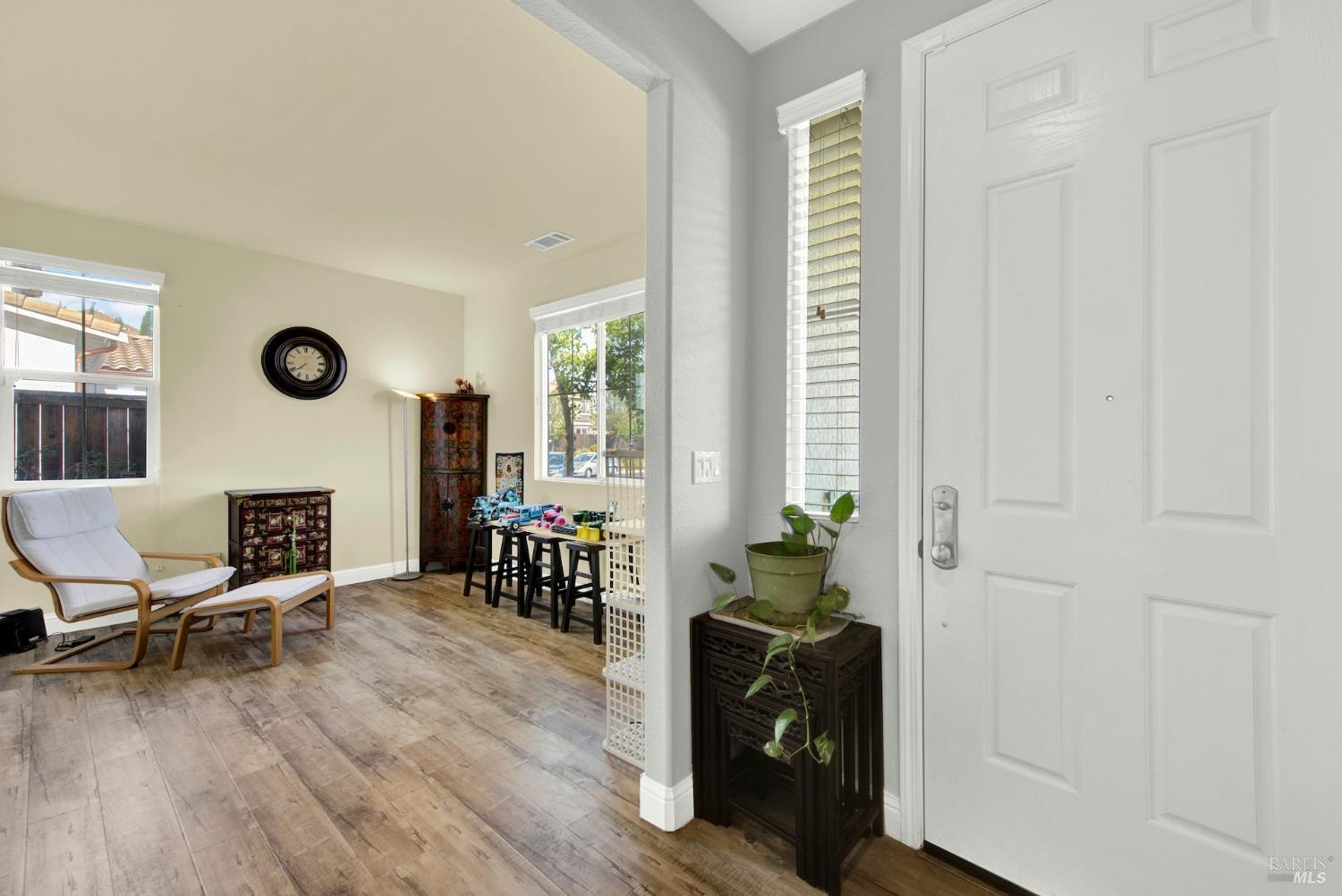 Detail Gallery Image 6 of 54 For 212 via Del Sol Unkn, Vacaville,  CA 95687 - 4 Beds | 3 Baths