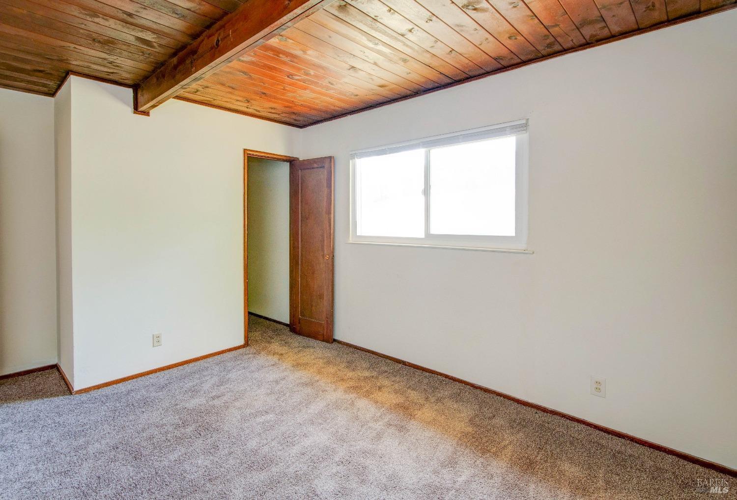 Detail Gallery Image 8 of 15 For 1450 Magazine St, Vallejo,  CA 94591 - 3 Beds | 1 Baths