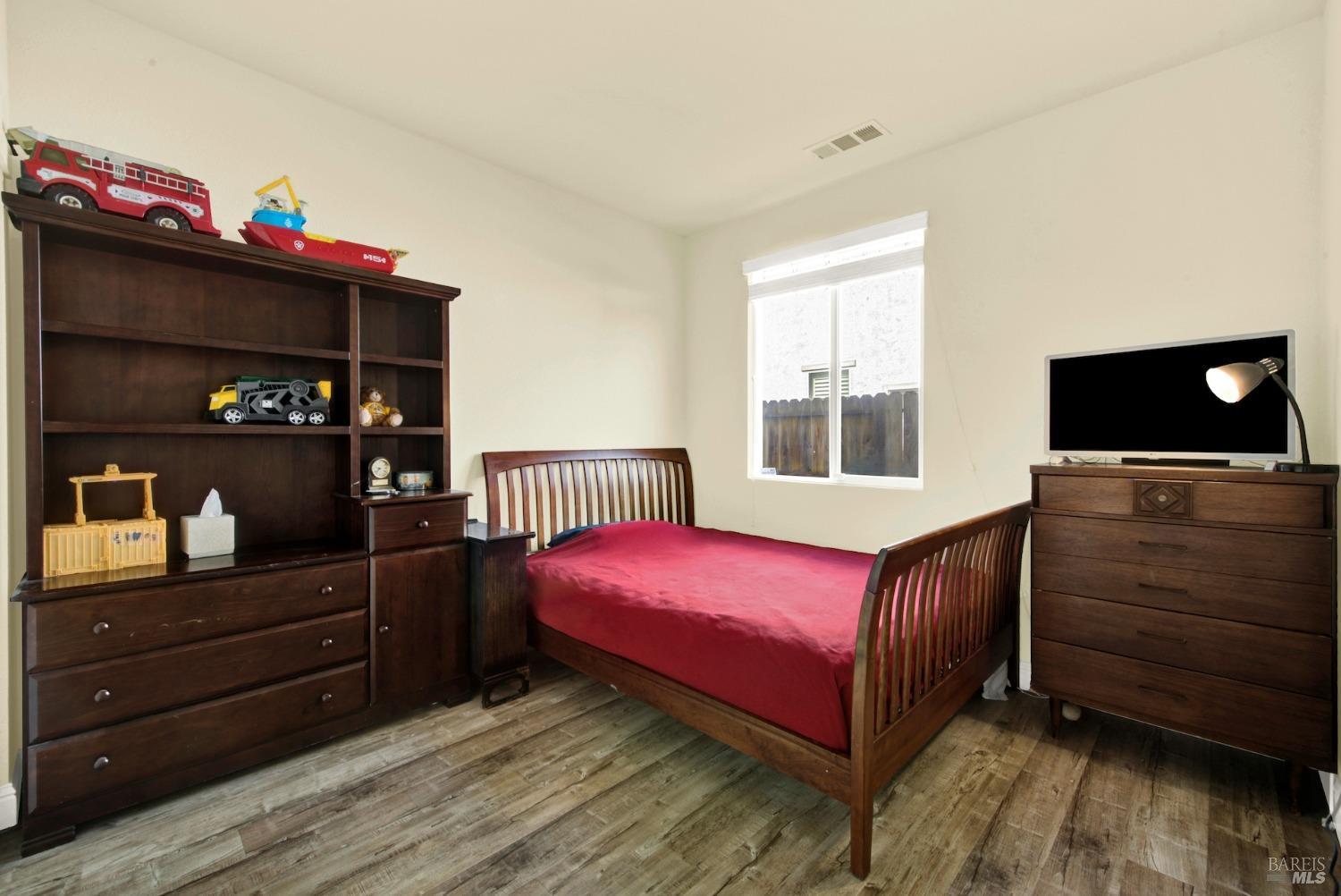 Detail Gallery Image 20 of 54 For 212 via Del Sol Unkn, Vacaville,  CA 95687 - 4 Beds | 3 Baths