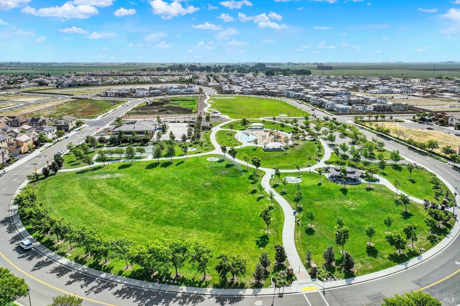 Detail Gallery Image 50 of 54 For 212 via Del Sol Unkn, Vacaville,  CA 95687 - 4 Beds | 3 Baths