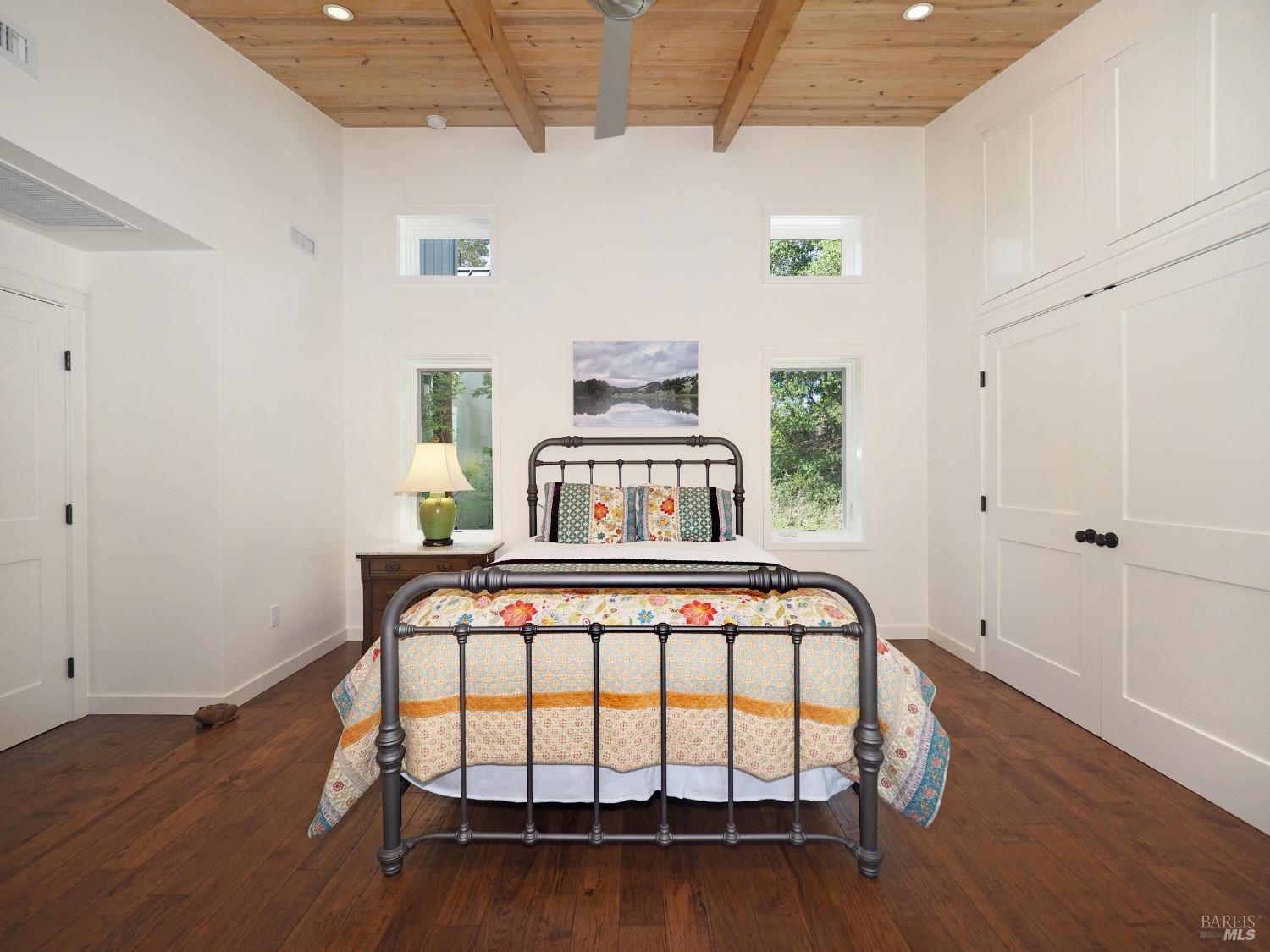 Detail Gallery Image 33 of 74 For 23078 Vineyard Rd, Geyserville,  CA 95441 - 3 Beds | 2 Baths