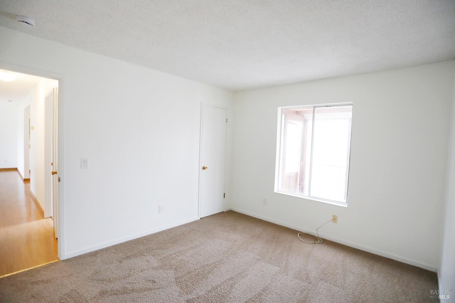 Detail Gallery Image 12 of 16 For 965 Eleanor Ave, Rohnert Park,  CA 94928 - 3 Beds | 1 Baths