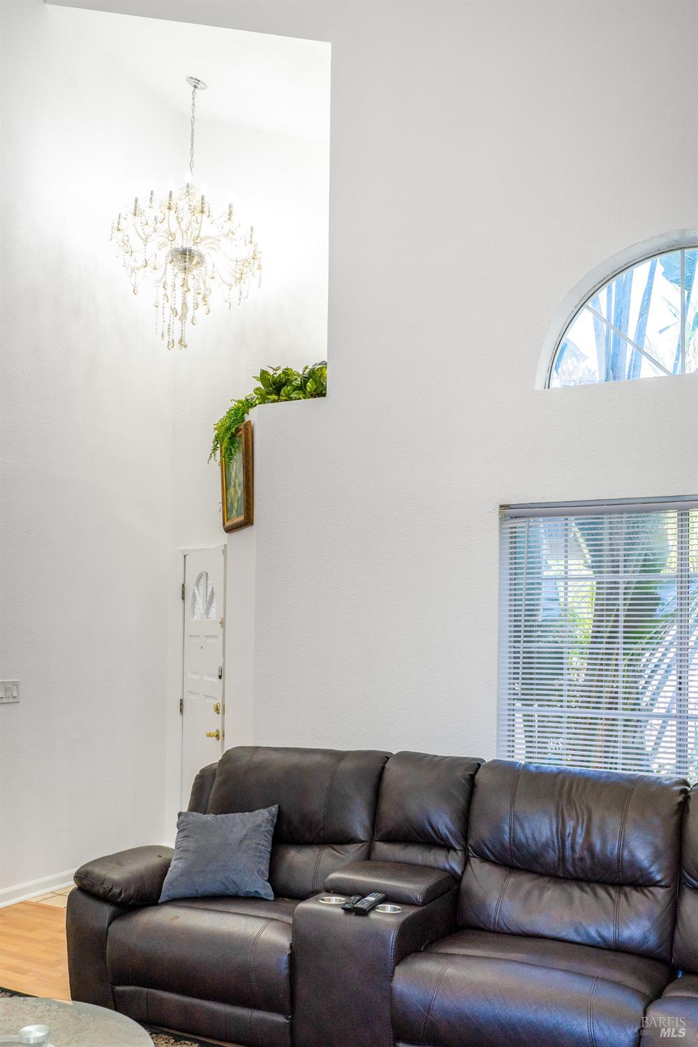 Cimarron Drive, Vallejo, California image 23