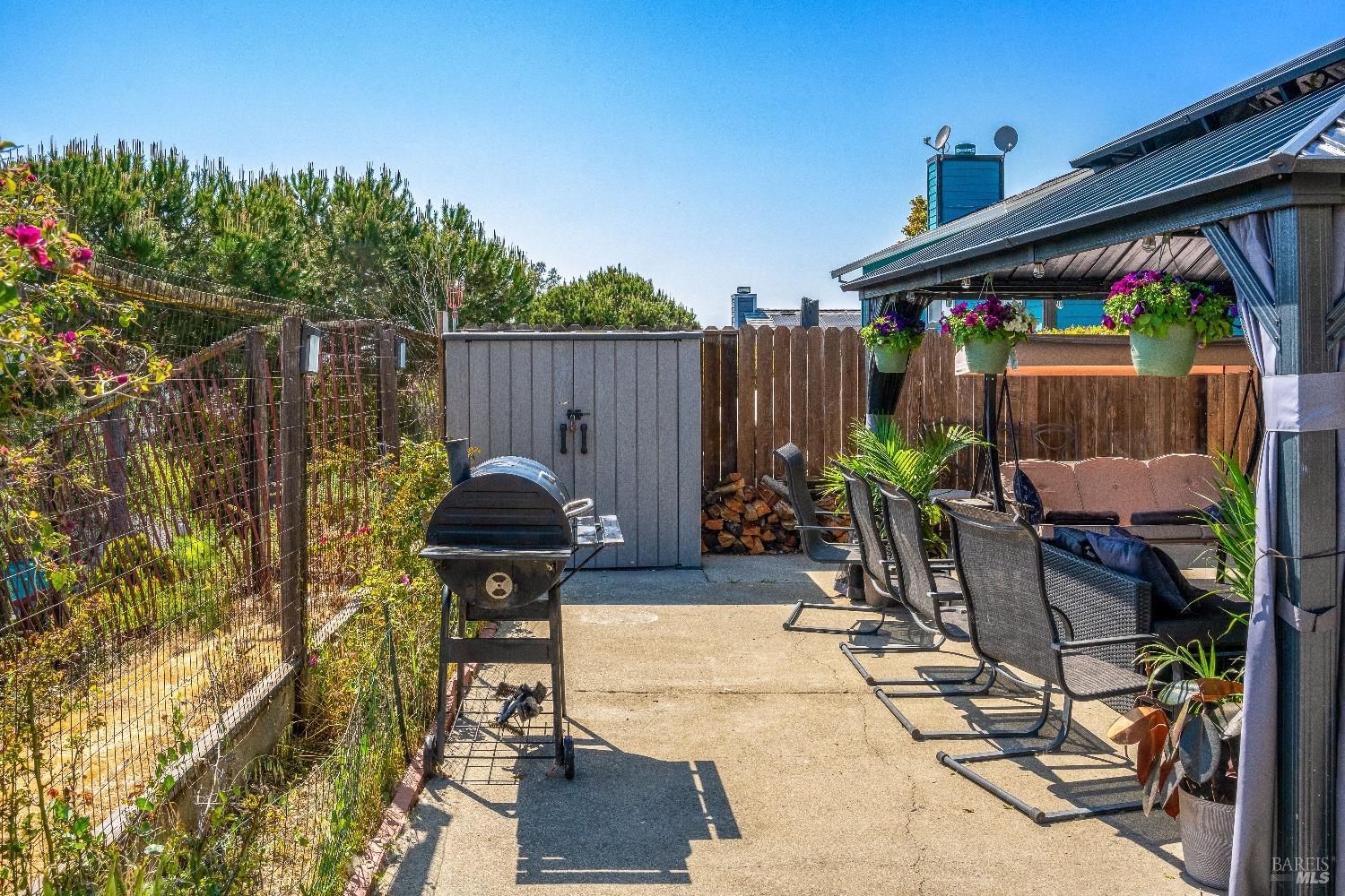 Cimarron Drive, Vallejo, California image 35