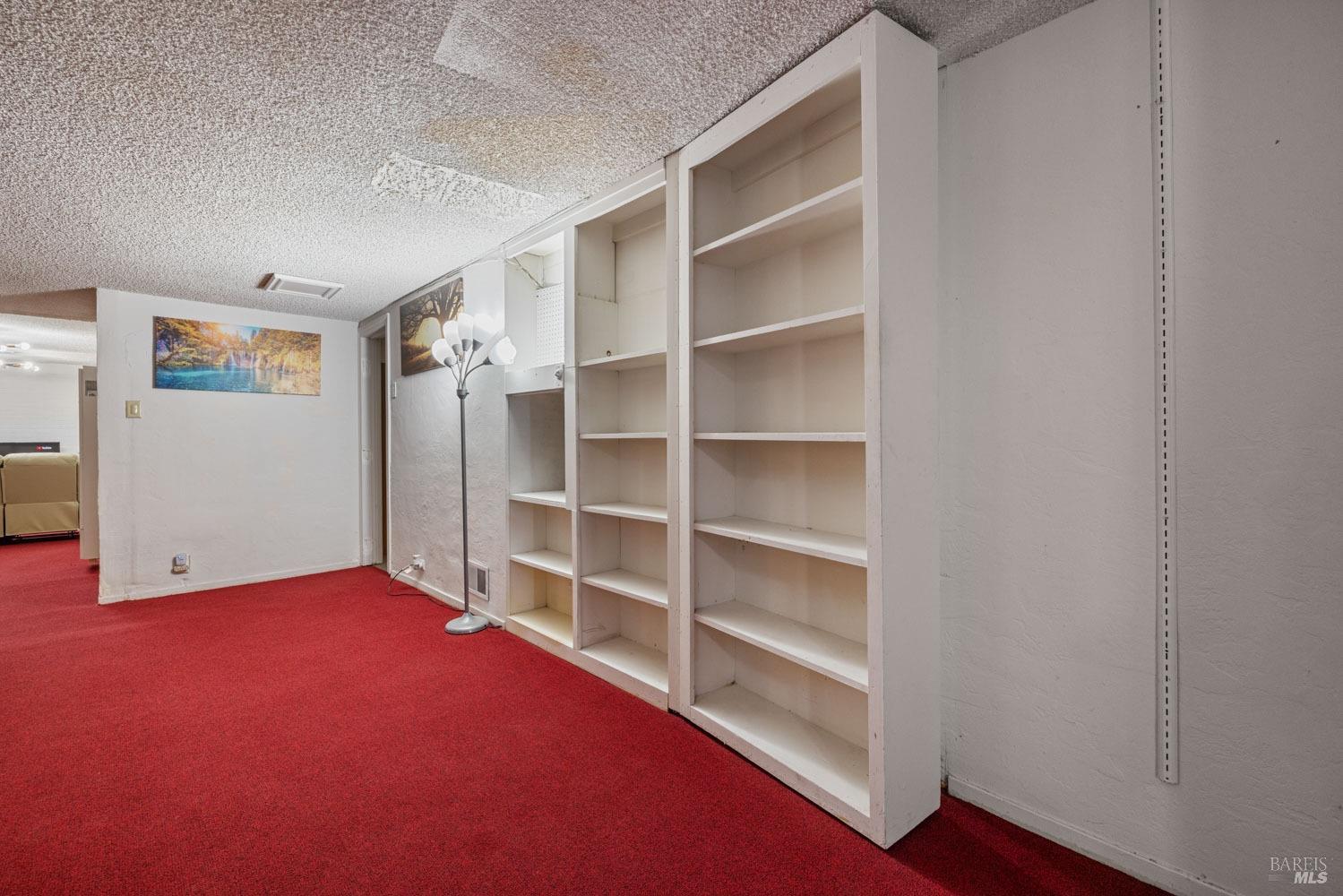 Gordon Street, Vallejo, California image 36