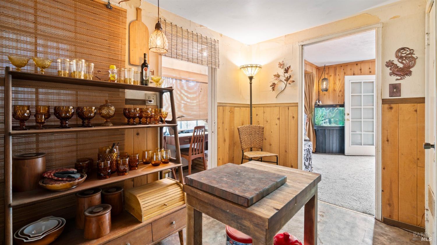 Detail Gallery Image 9 of 25 For 306 Else Way, Cloverdale,  CA 95425 - 2 Beds | 1 Baths