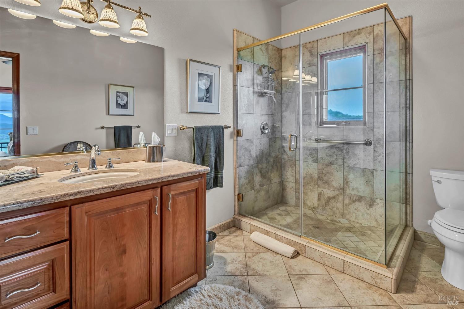 Detail Gallery Image 38 of 79 For 19255 Dallas Ct, Hidden Valley Lake,  CA 95467 - 4 Beds | 4/1 Baths