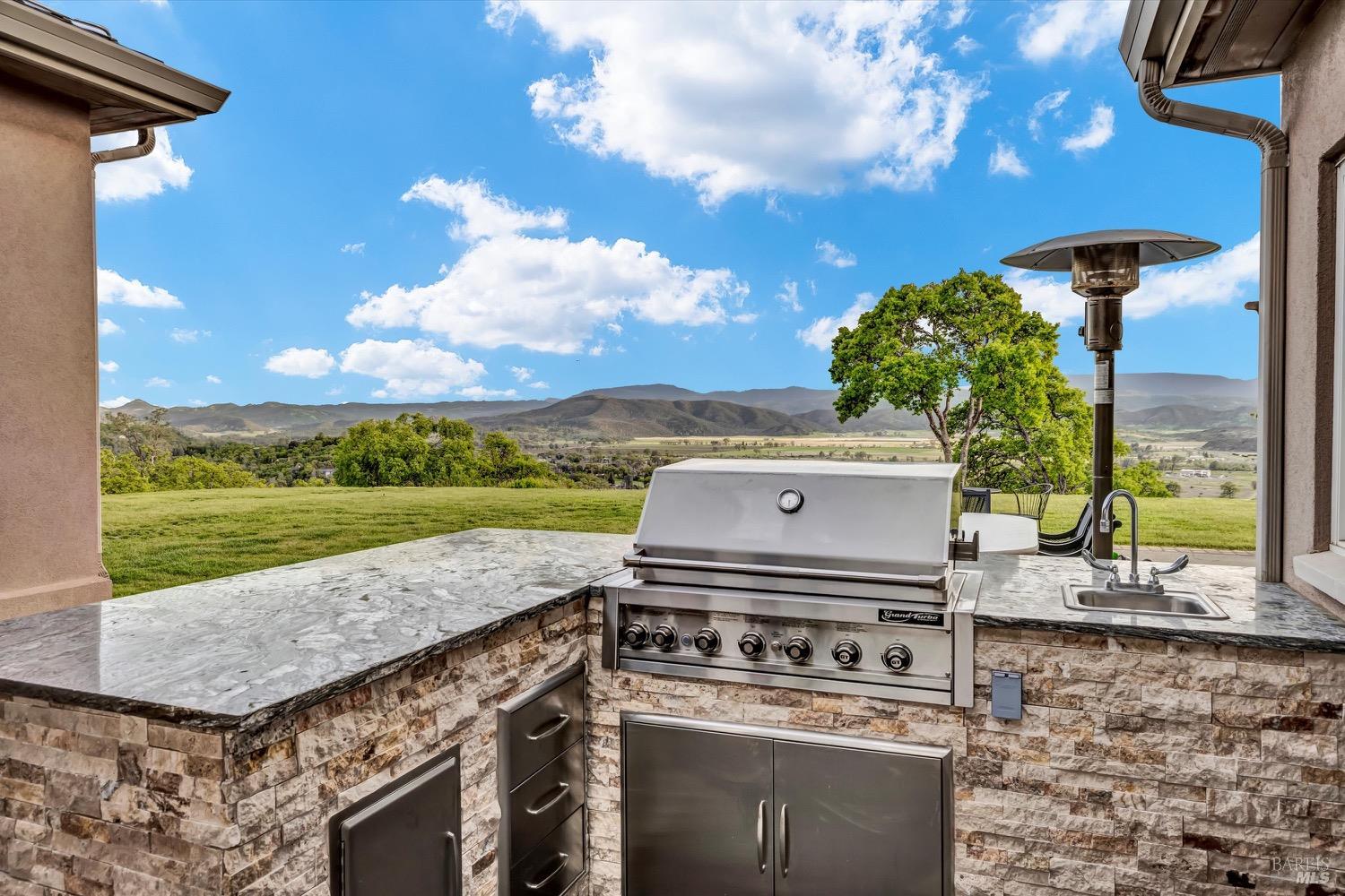 Detail Gallery Image 63 of 79 For 19255 Dallas Ct, Hidden Valley Lake,  CA 95467 - 4 Beds | 4/1 Baths
