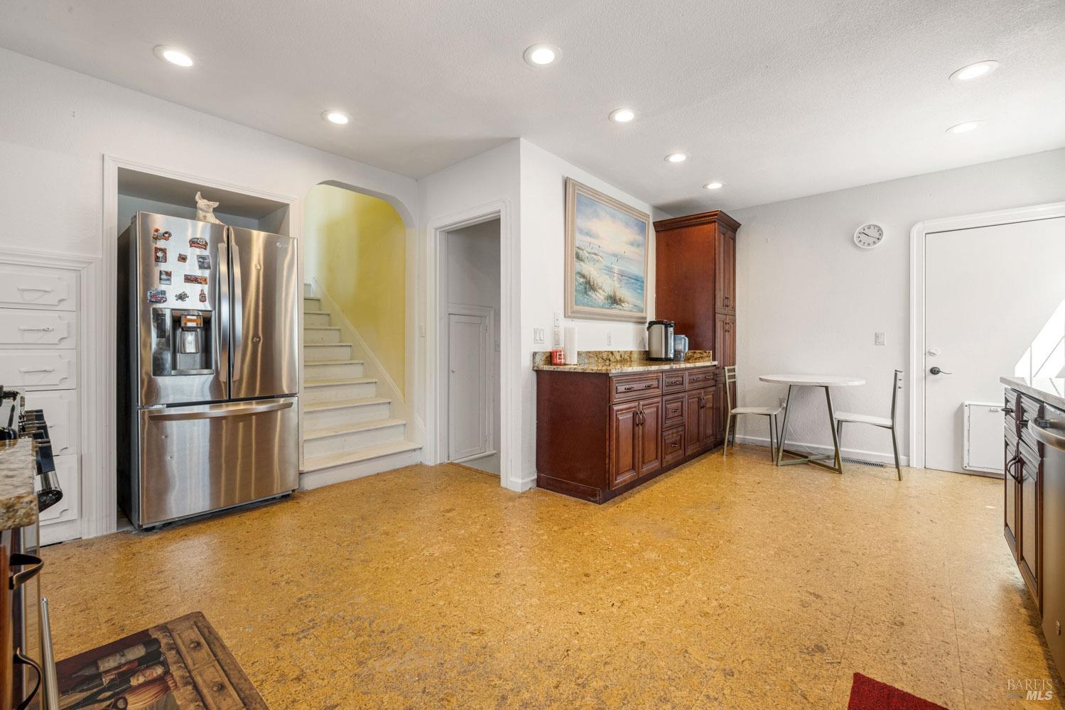 Gordon Street, Vallejo, California image 17