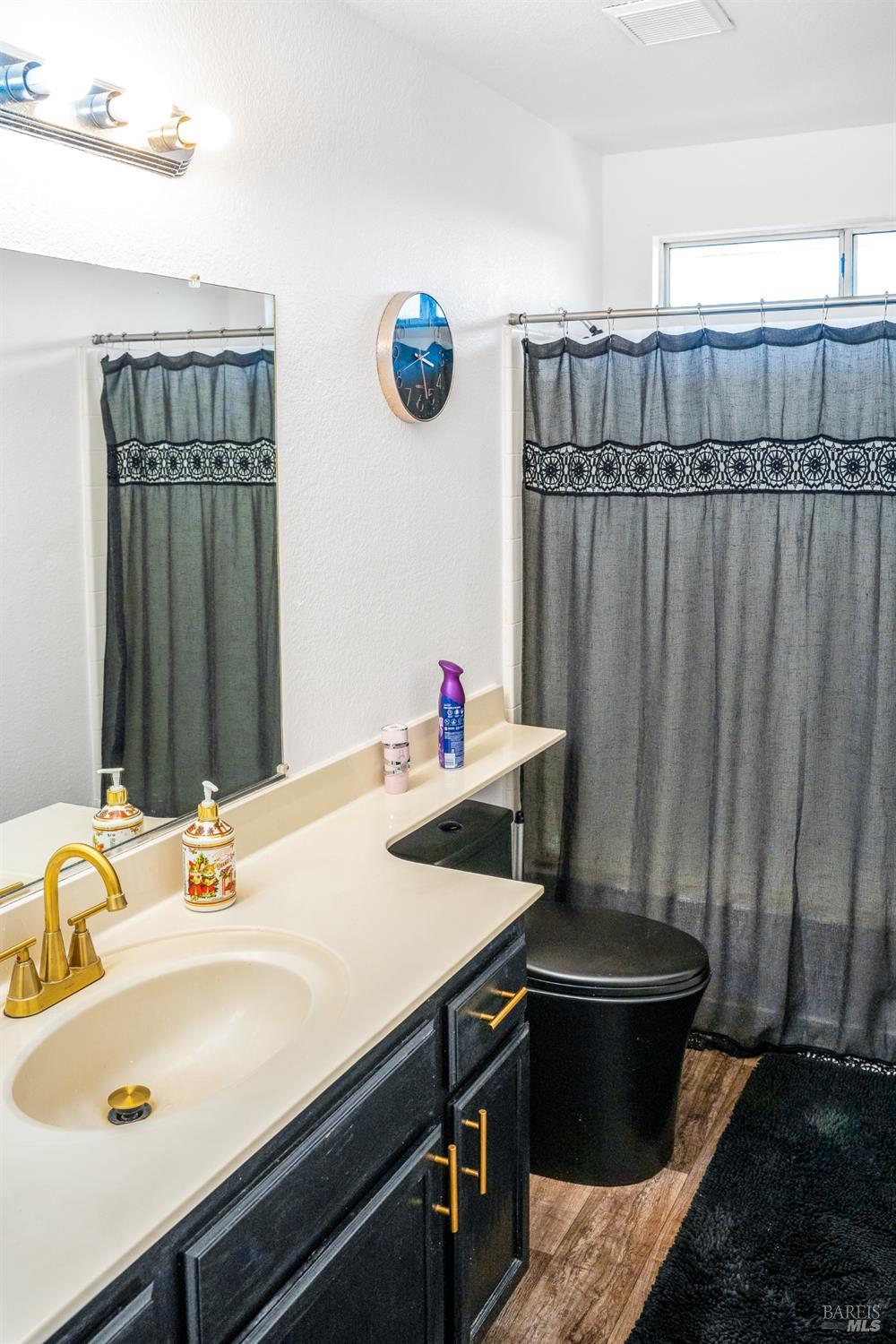 Cimarron Drive, Vallejo, California image 42