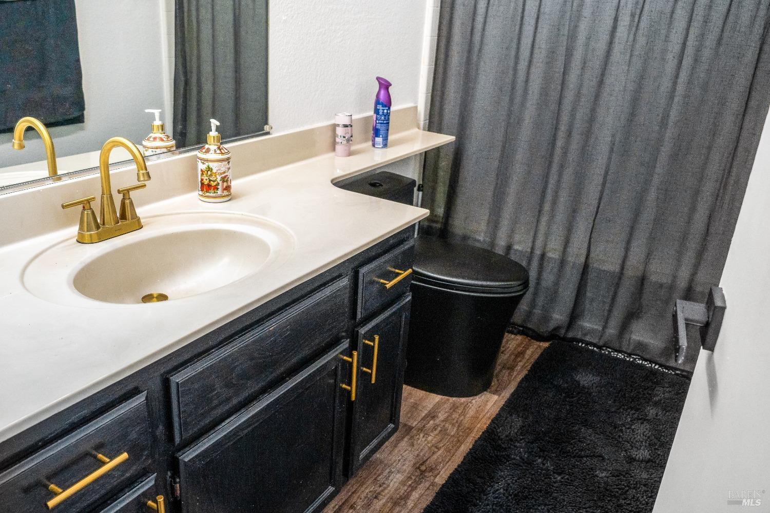 Cimarron Drive, Vallejo, California image 48
