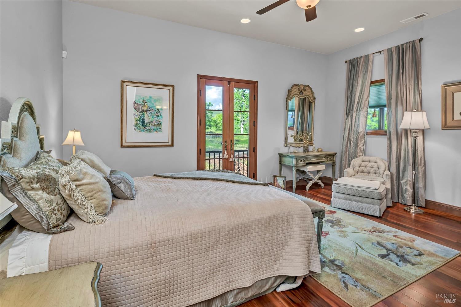 Detail Gallery Image 31 of 79 For 19255 Dallas Ct, Hidden Valley Lake,  CA 95467 - 4 Beds | 4/1 Baths