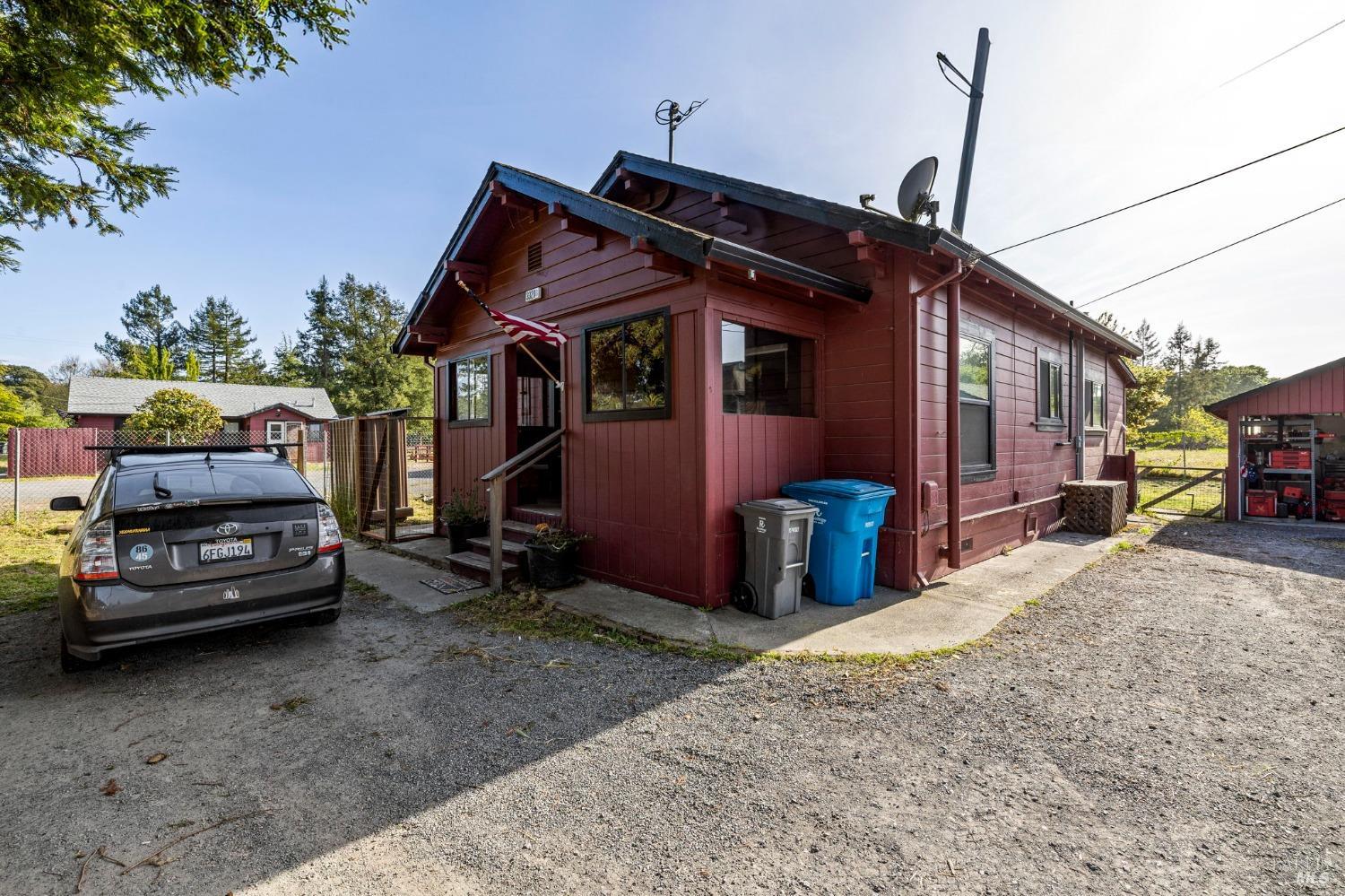 Detail Gallery Image 88 of 95 For 3314 Gravenstein Hwy, Sebastopol,  CA 95472 - 7 Beds | 4/1 Baths
