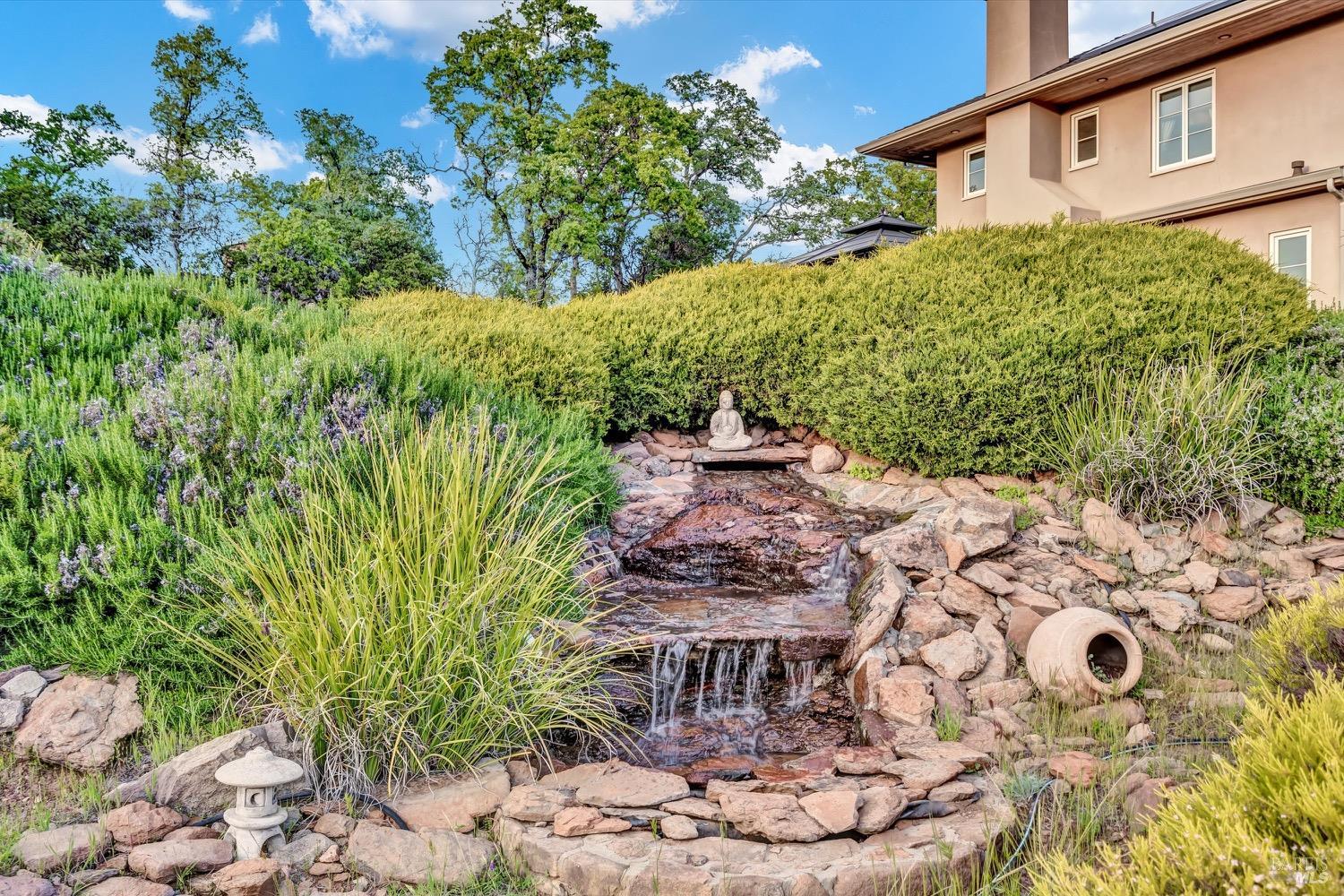 Detail Gallery Image 71 of 79 For 19255 Dallas Ct, Hidden Valley Lake,  CA 95467 - 4 Beds | 4/1 Baths
