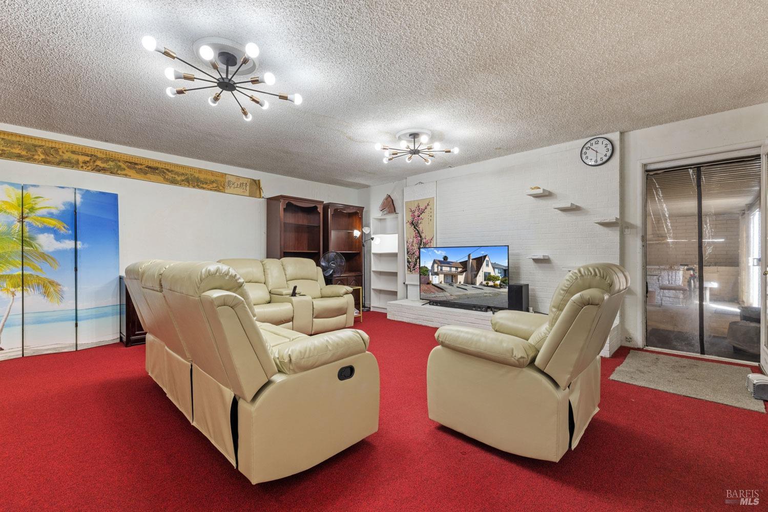 Gordon Street, Vallejo, California image 27