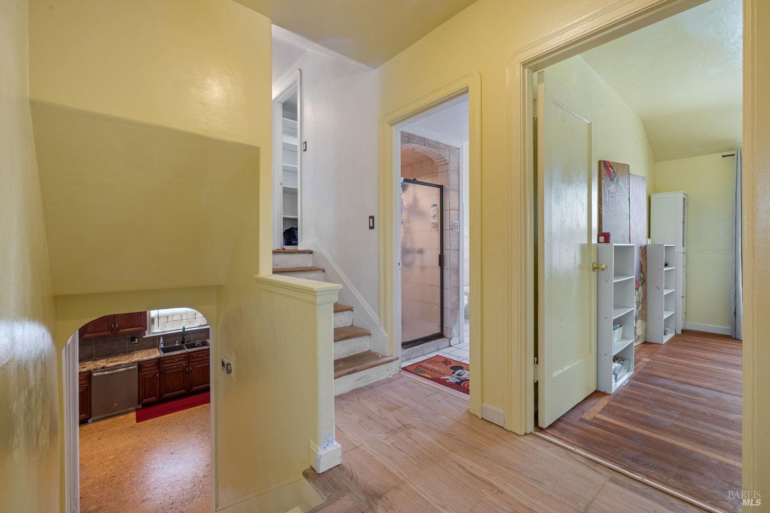 Gordon Street, Vallejo, California image 42