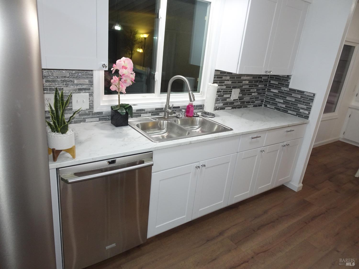 Detail Gallery Image 8 of 43 For 41 Bel Air Cir, Fairfield,  CA 94533 - 3 Beds | 2 Baths